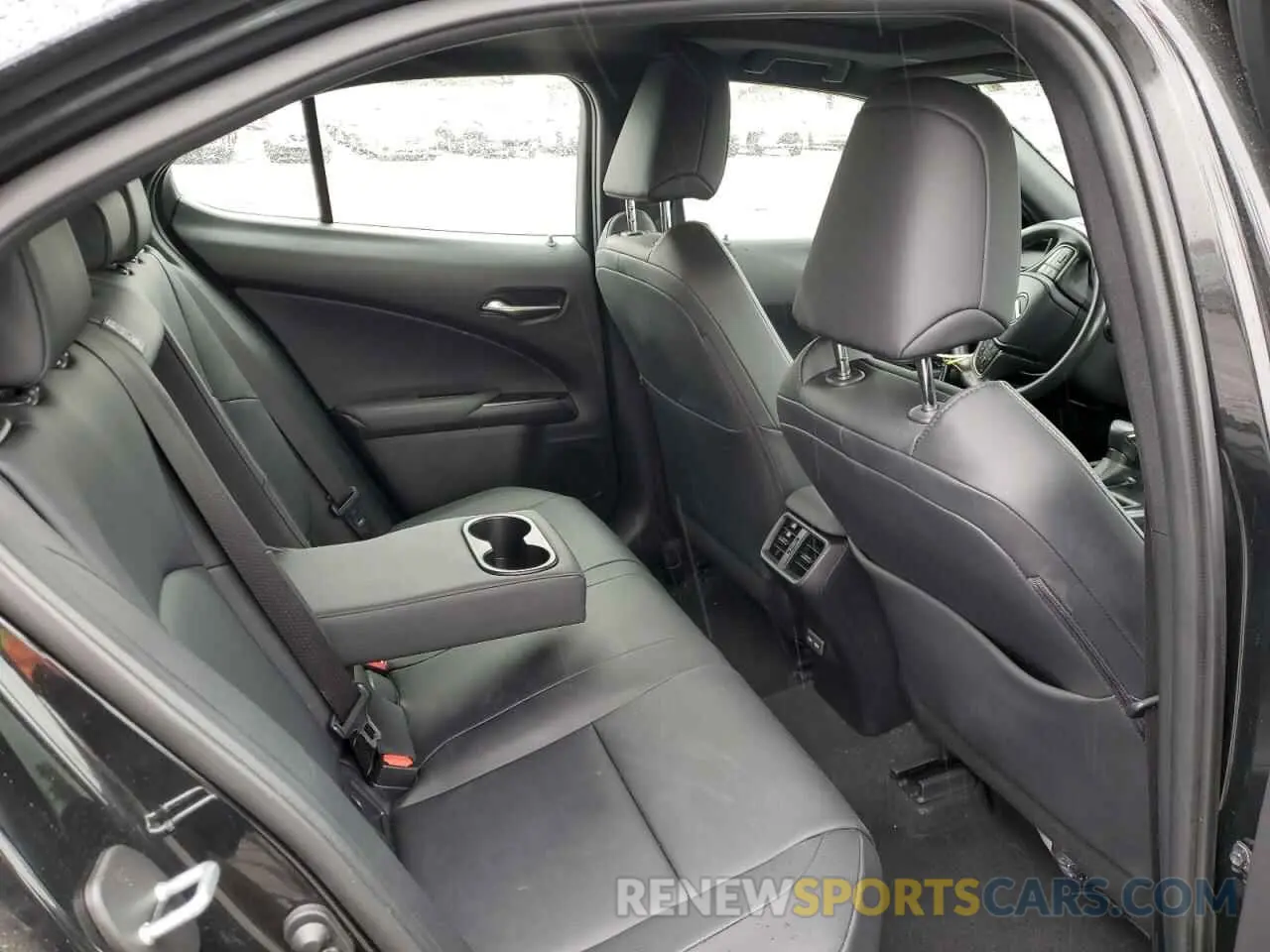 10 Фотография поврежденного автомобиля JTHX6JBH8P2134063 LEXUS UX 250H BA 2023