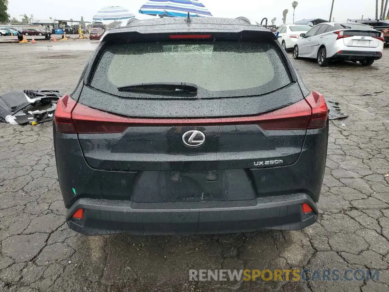 6 Фотография поврежденного автомобиля JTHX6JBH8P2134063 LEXUS UX 250H BA 2023