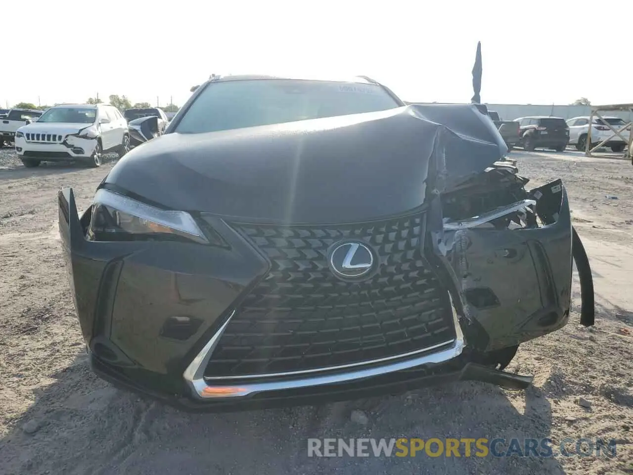 5 Фотография поврежденного автомобиля JTHX6JBH8R2172668 LEXUS UX 250H BA 2024