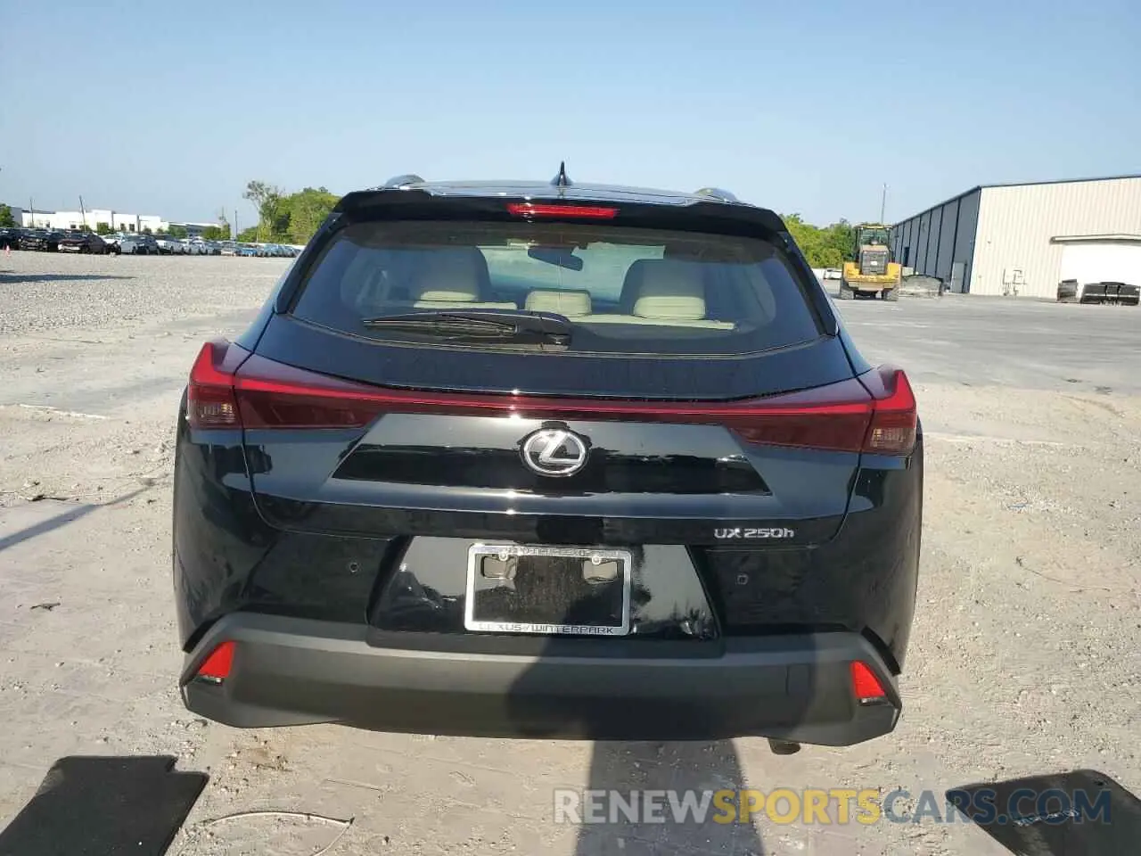 6 Фотография поврежденного автомобиля JTHX6JBH8R2172668 LEXUS UX 250H BA 2024