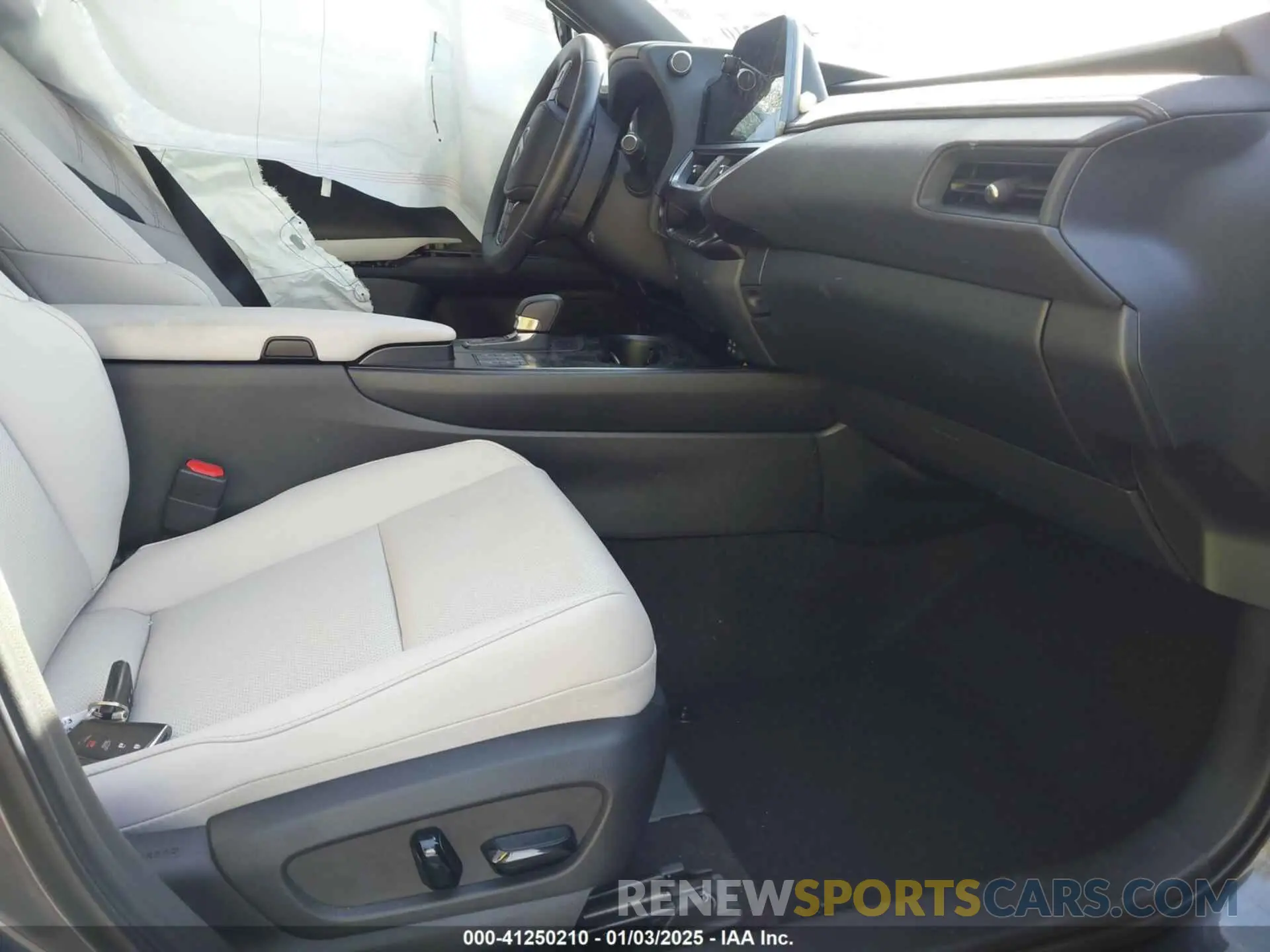 5 Фотография поврежденного автомобиля JTHYBJAH4S2008275 LEXUS UX 300H 2025