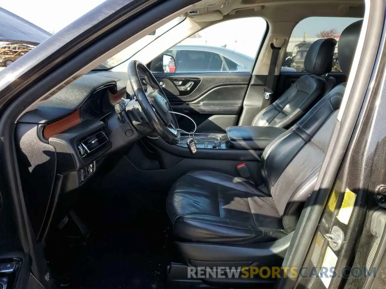 7 Фотография поврежденного автомобиля 5LM5J7WC1LGL02236 LINCOLN AVIATOR 2020