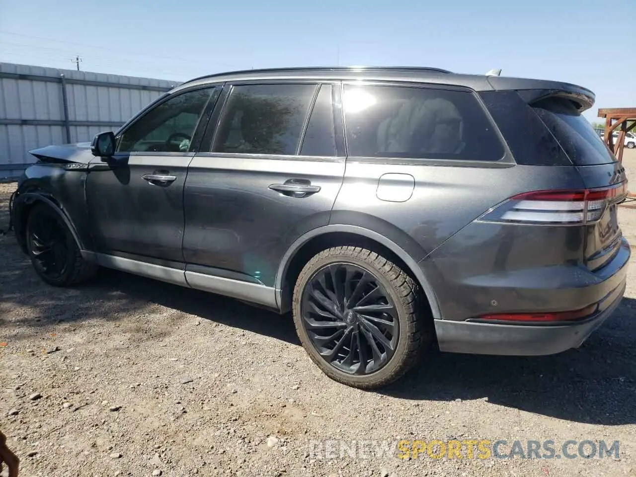 2 Фотография поврежденного автомобиля 5LM5J7WC3LGL28451 LINCOLN AVIATOR 2020