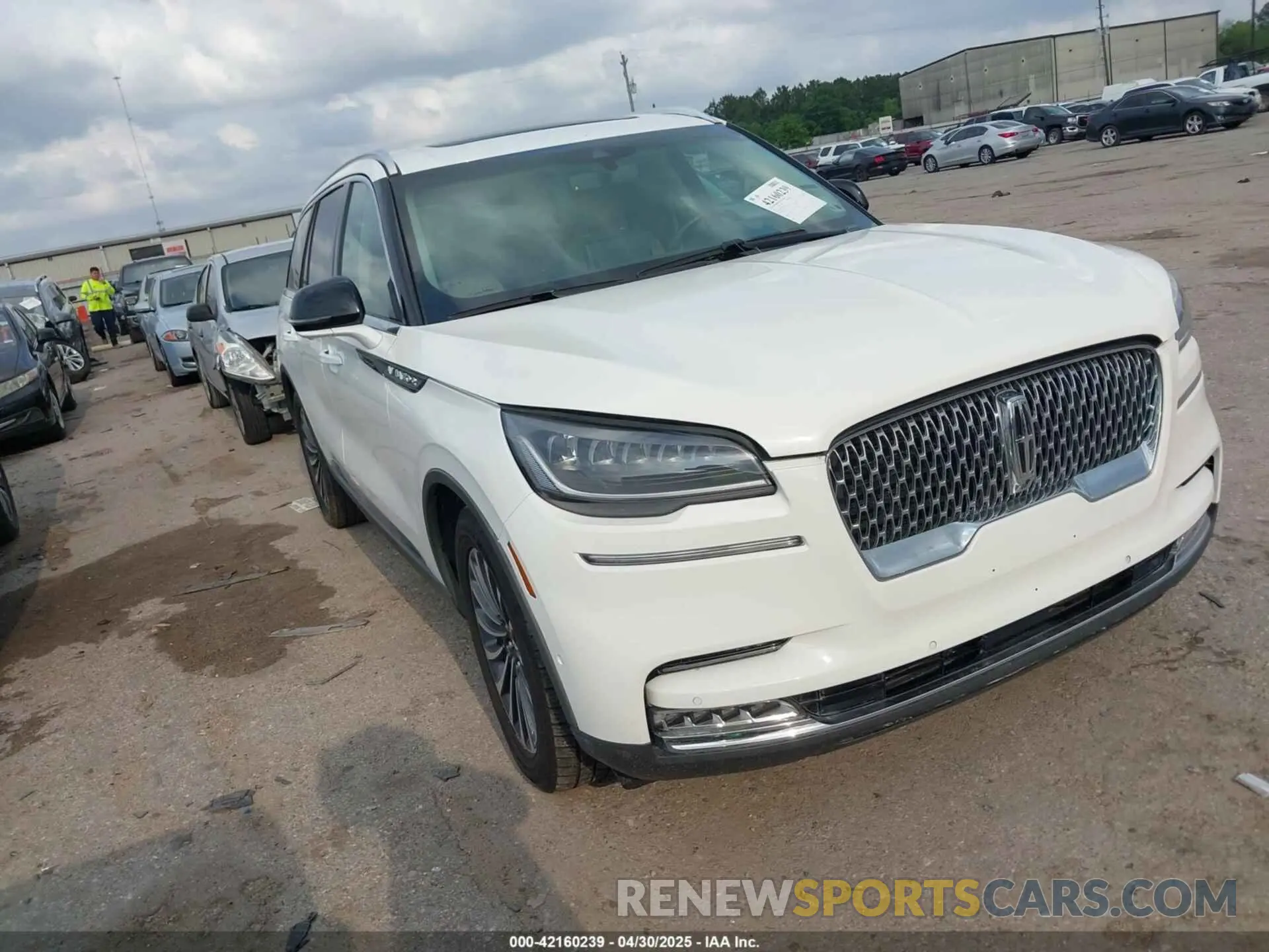 1 Photograph of a damaged car 5LM5J7WC8LGL36710 LINCOLN AVIATOR 2020
