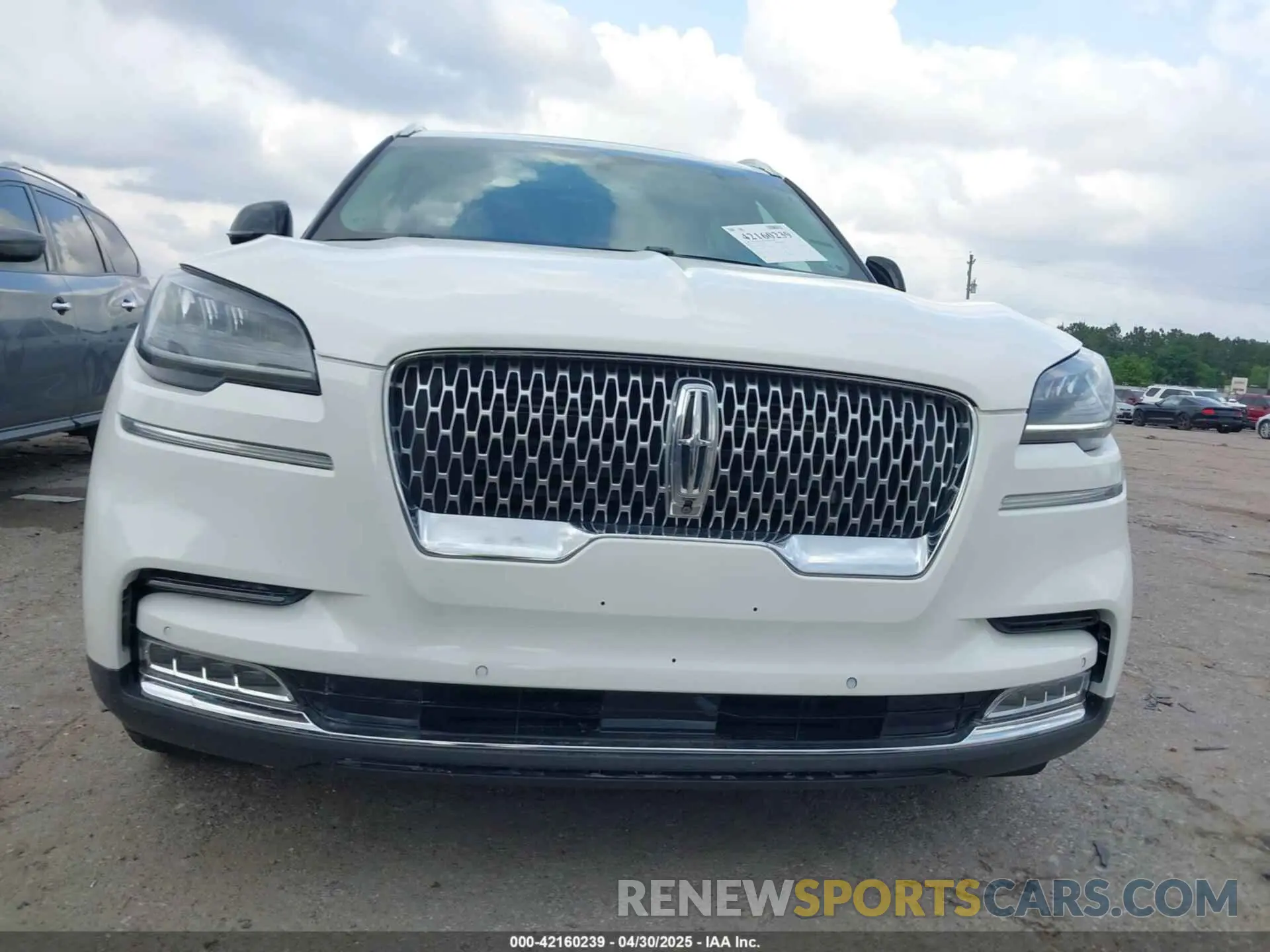 6 Photograph of a damaged car 5LM5J7WC8LGL36710 LINCOLN AVIATOR 2020