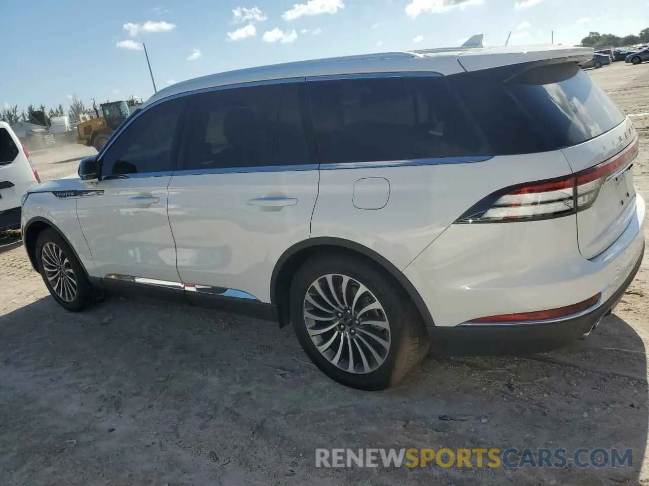 2 Фотография поврежденного автомобиля 5LM5J7WCXLGL10805 LINCOLN AVIATOR 2020