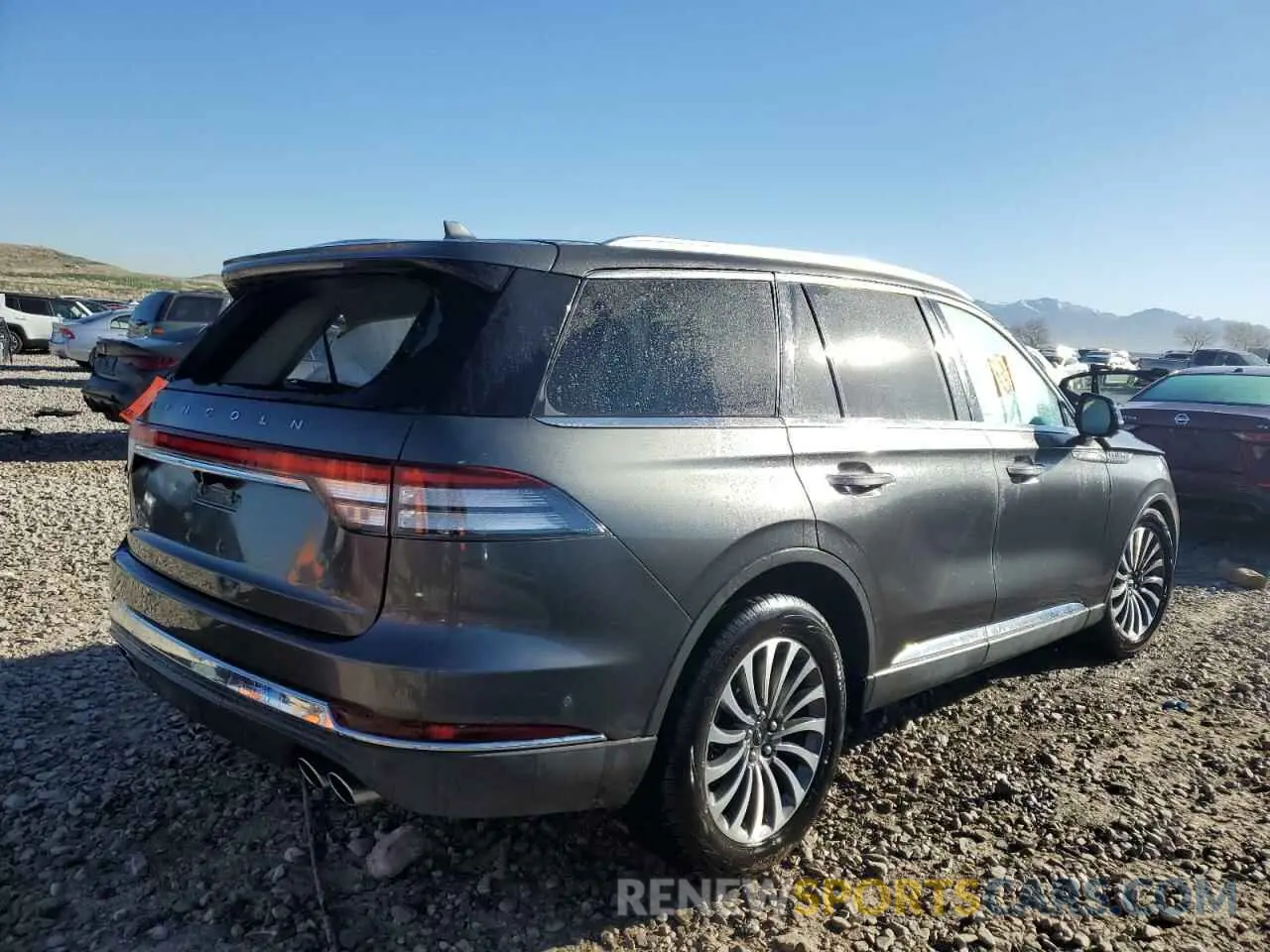 3 Фотография поврежденного автомобиля 5LM5J7XC0LGL11413 LINCOLN AVIATOR 2020