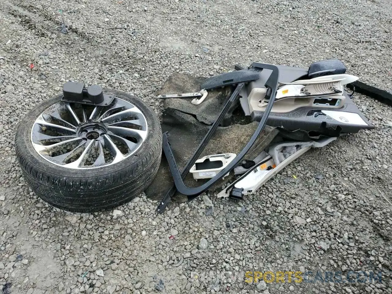 13 Фотография поврежденного автомобиля 5LM5J7XC0LGL22749 LINCOLN AVIATOR 2020