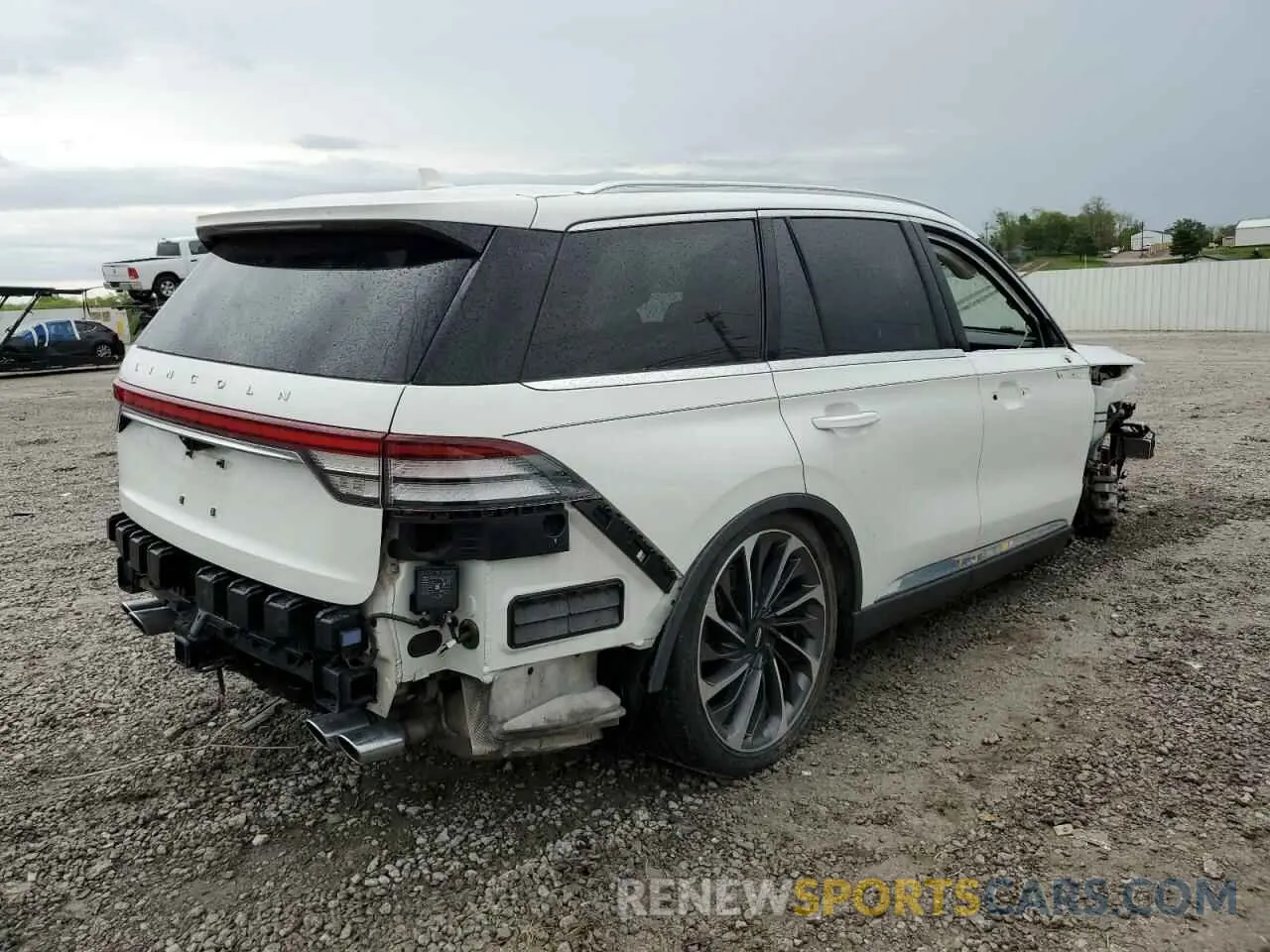3 Фотография поврежденного автомобиля 5LM5J7XC0LGL22749 LINCOLN AVIATOR 2020