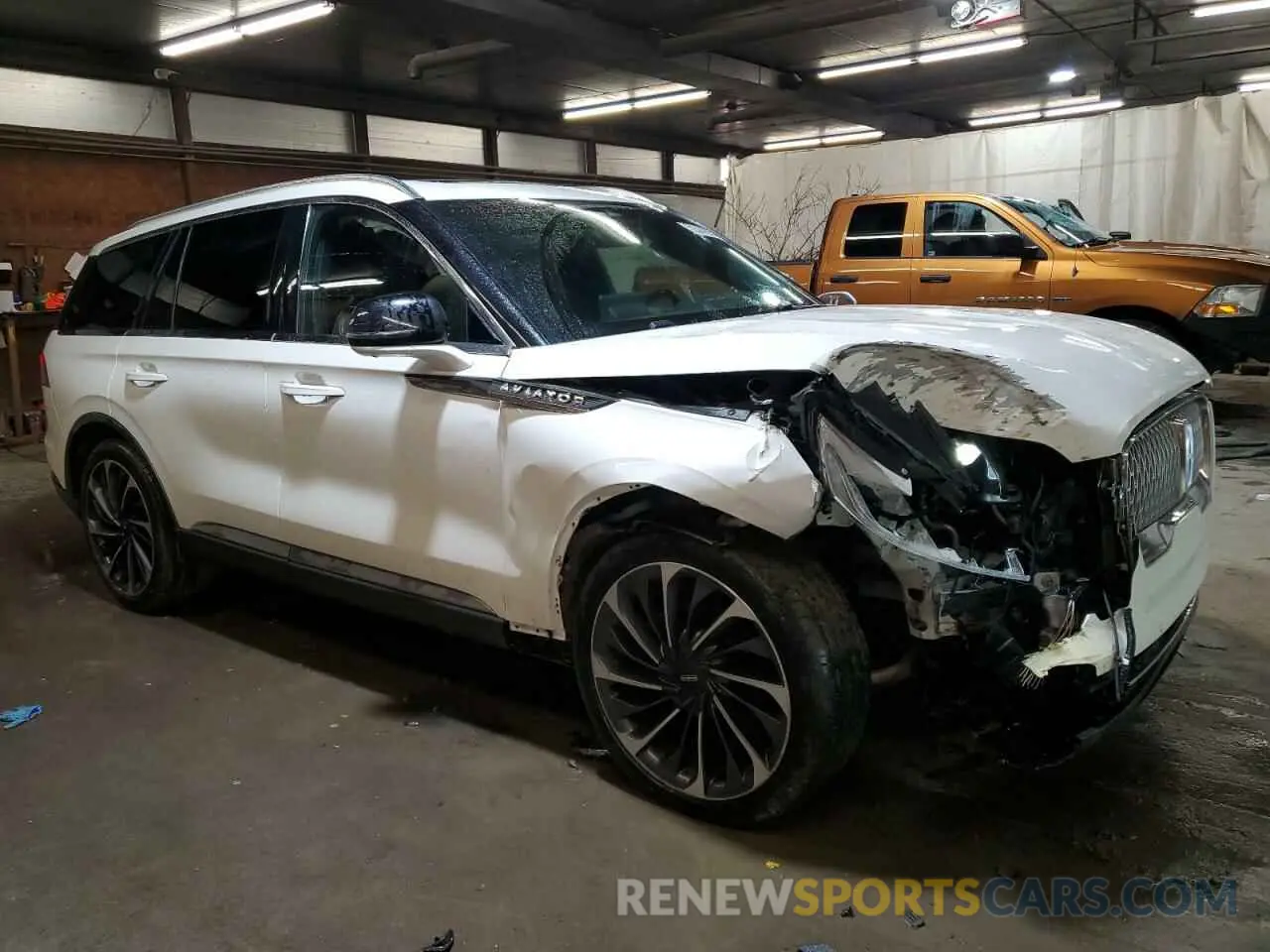4 Фотография поврежденного автомобиля 5LM5J7XC3LGL16380 LINCOLN AVIATOR 2020