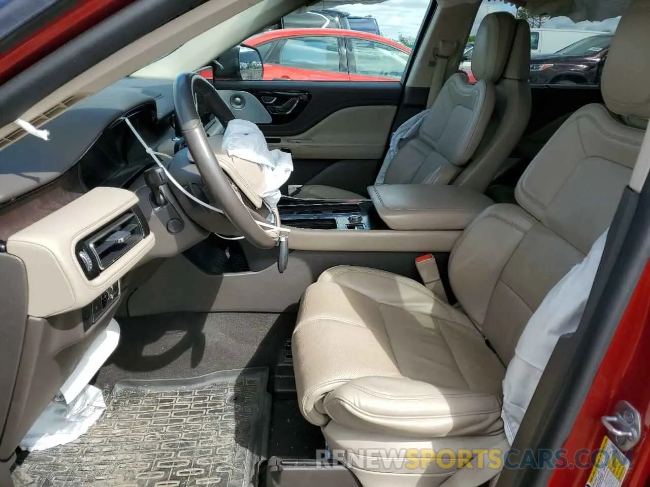 7 Photograph of a damaged car 5LM5J7XC5LGL26697 LINCOLN AVIATOR 2020