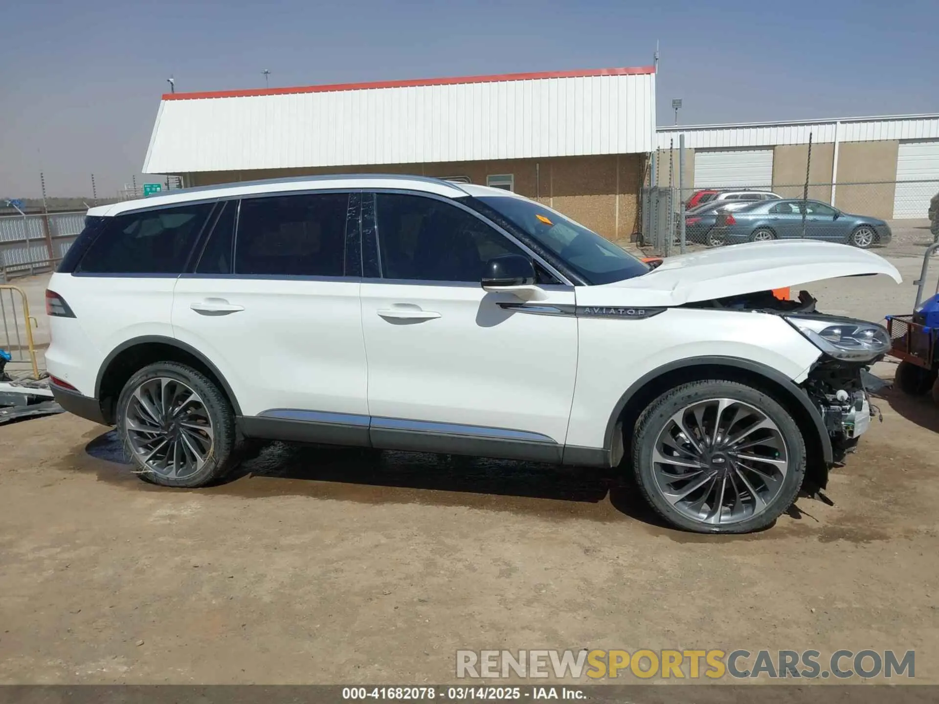 14 Фотография поврежденного автомобиля 5LM5J7XC8LGL11059 LINCOLN AVIATOR 2020