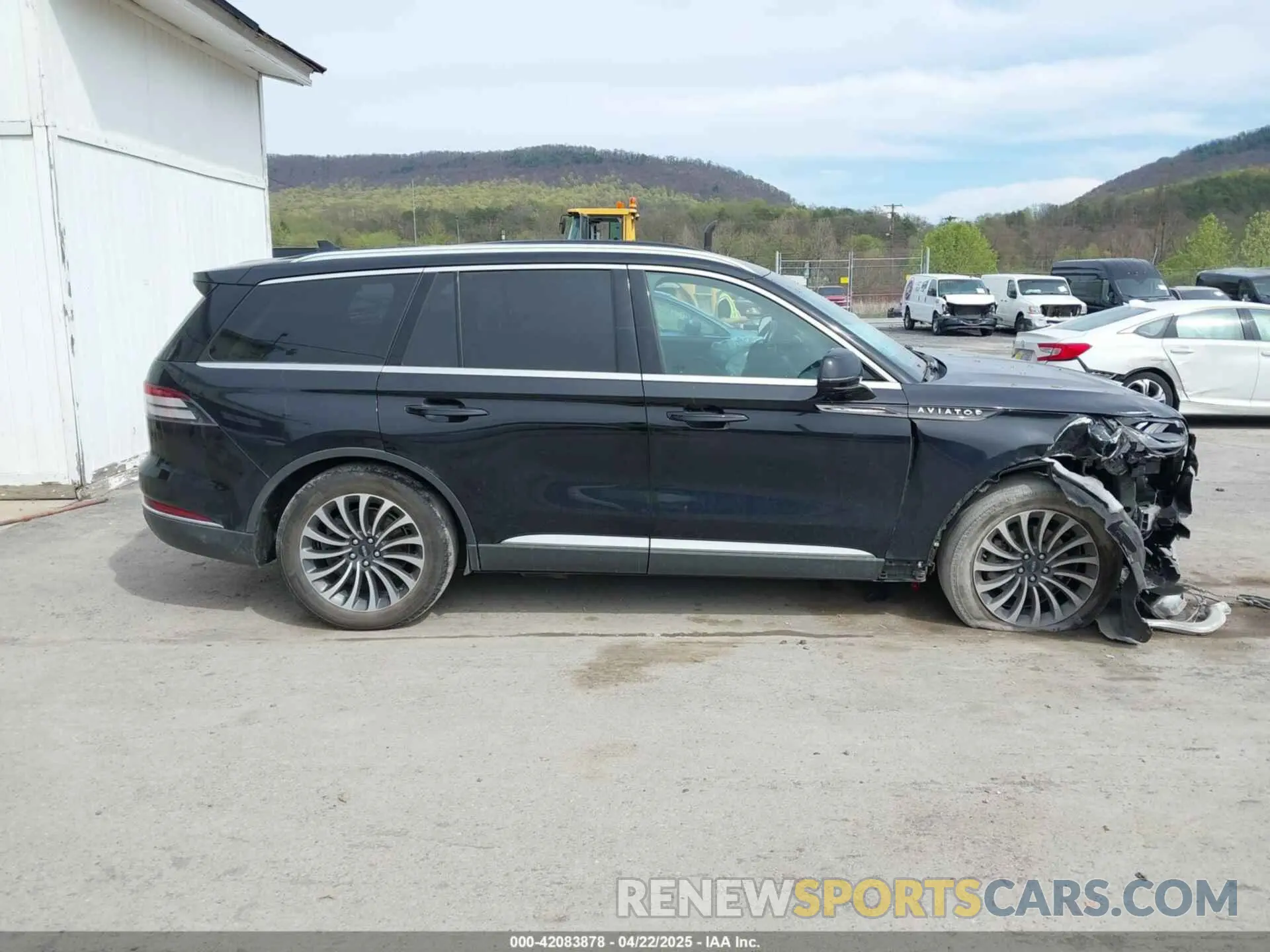 13 Фотография поврежденного автомобиля 5LM5J7XC8LGL19646 LINCOLN AVIATOR 2020