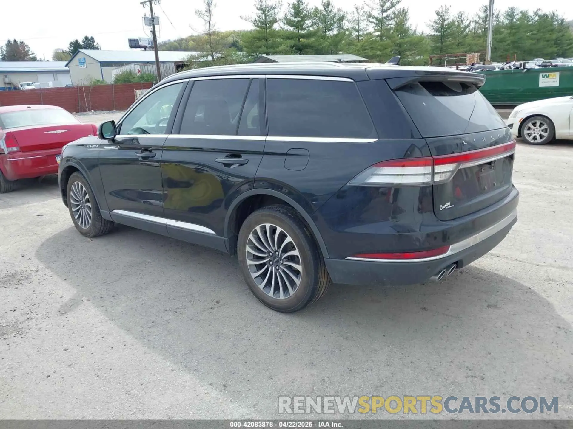3 Фотография поврежденного автомобиля 5LM5J7XC8LGL19646 LINCOLN AVIATOR 2020