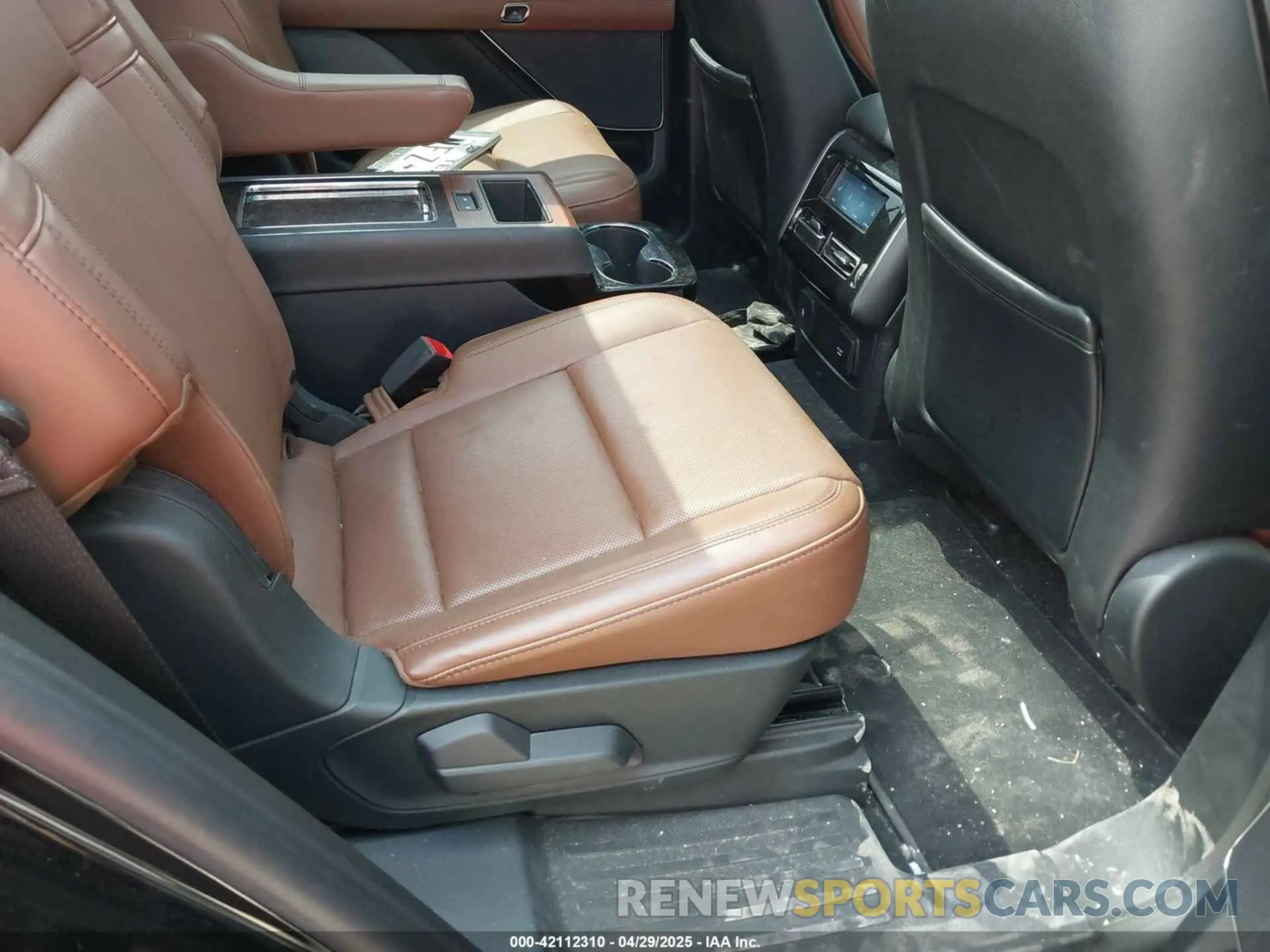 8 Фотография поврежденного автомобиля 5LM5J7XC9LGL24872 LINCOLN AVIATOR 2020