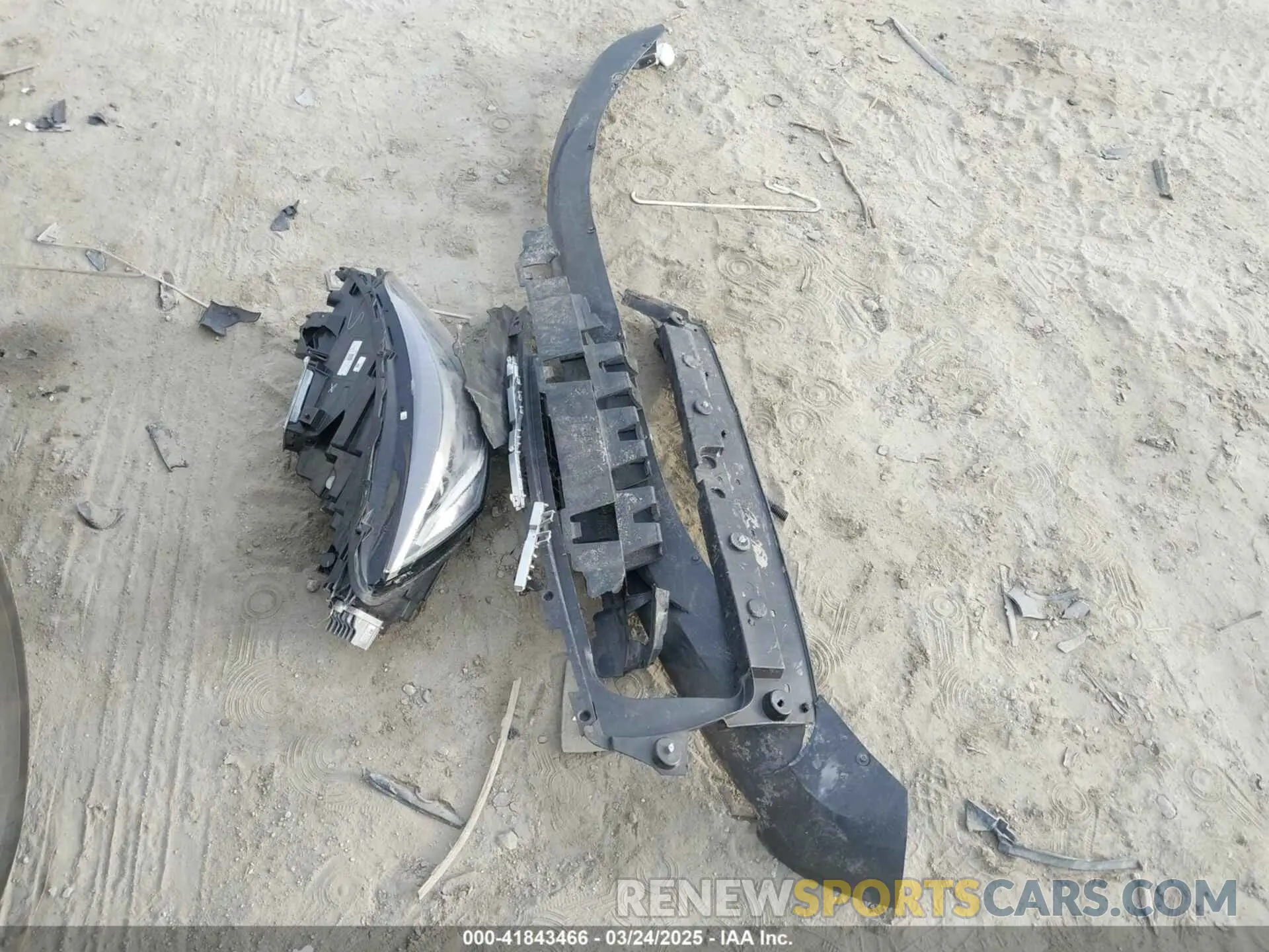 11 Photograph of a damaged car 5LM5J7WC1MGL09155 LINCOLN AVIATOR 2021