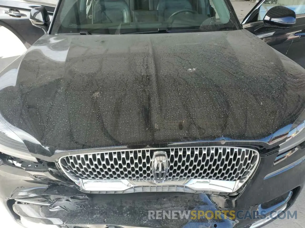 12 Photograph of a damaged car 5LM5J7WC5MGL17470 LINCOLN AVIATOR 2021