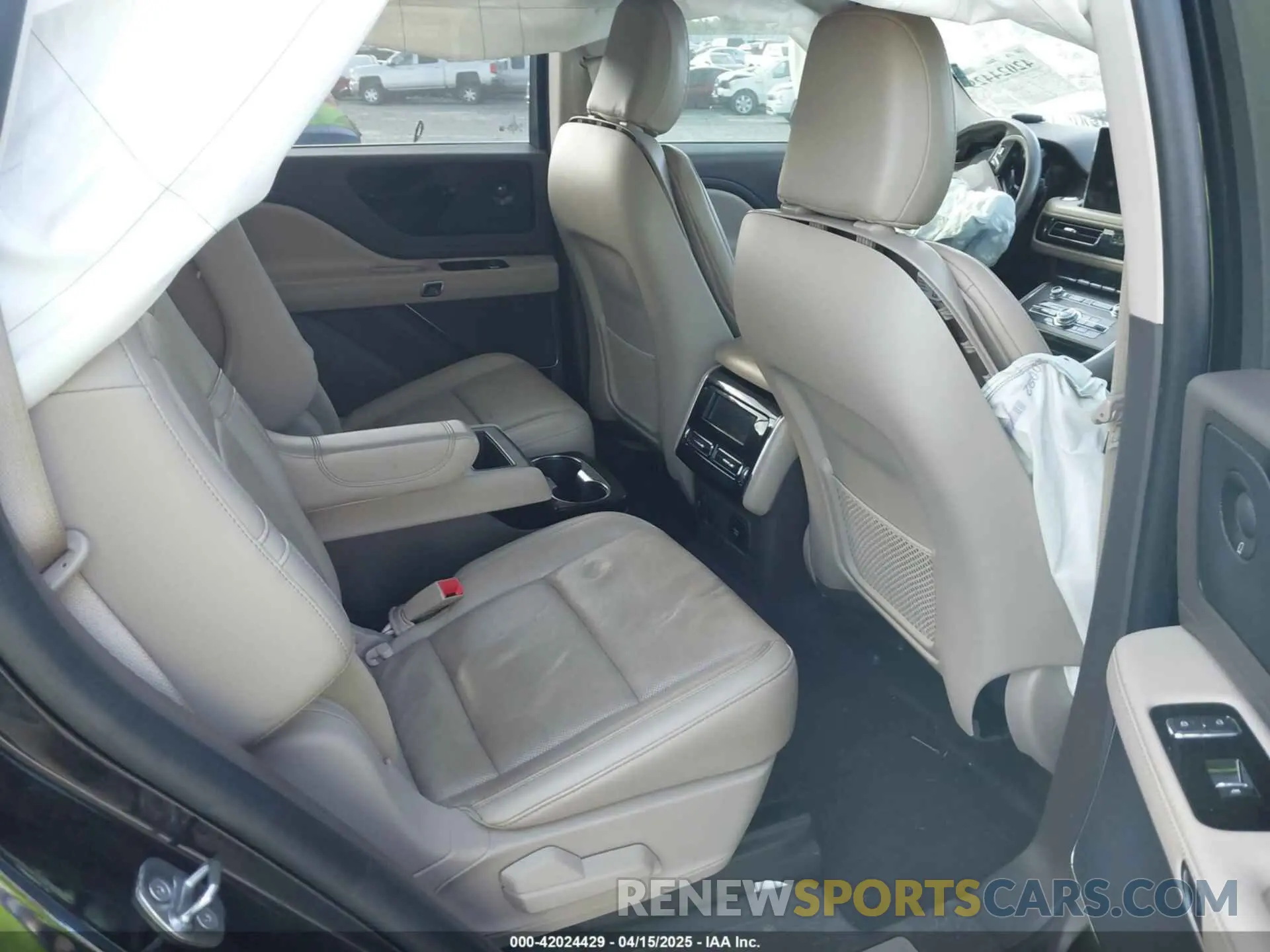 8 Фотография поврежденного автомобиля 5LM5J7WC6MGL08244 LINCOLN AVIATOR 2021