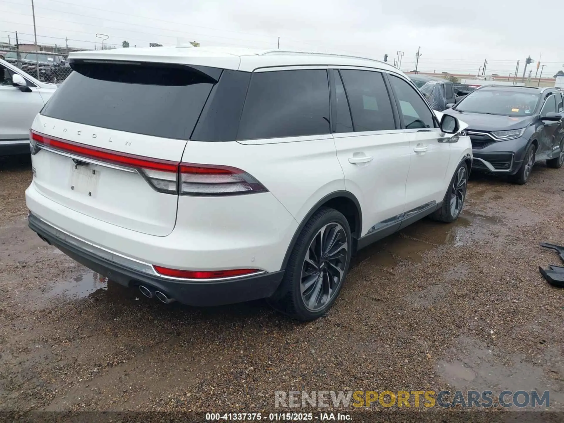 4 Фотография поврежденного автомобиля 5LM5J7WC6MGL12150 LINCOLN AVIATOR 2021