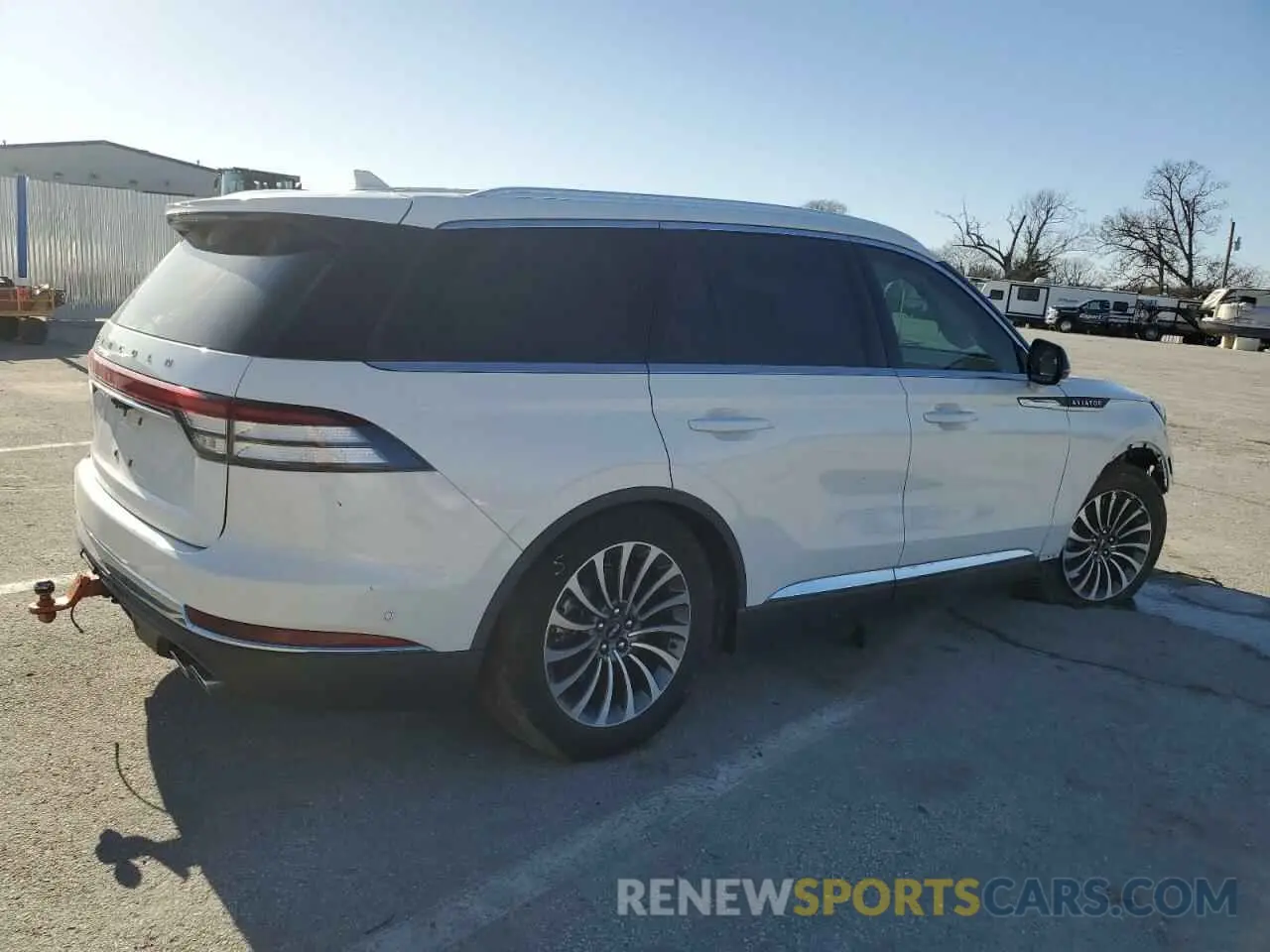 3 Photograph of a damaged car 5LM5J7WCXMGL07498 LINCOLN AVIATOR 2021