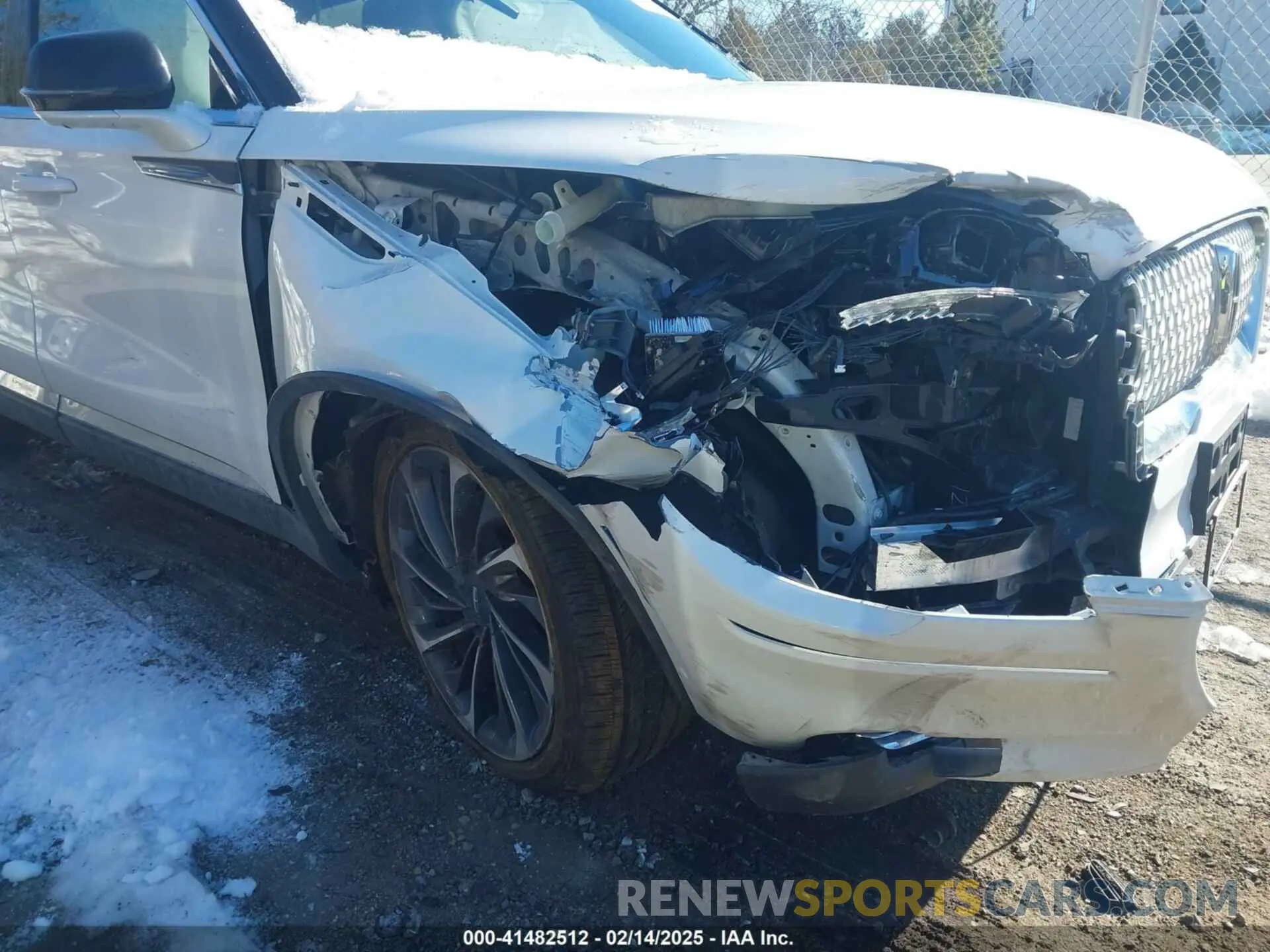 6 Фотография поврежденного автомобиля 5LM5J7XC3MGL08085 LINCOLN AVIATOR 2021