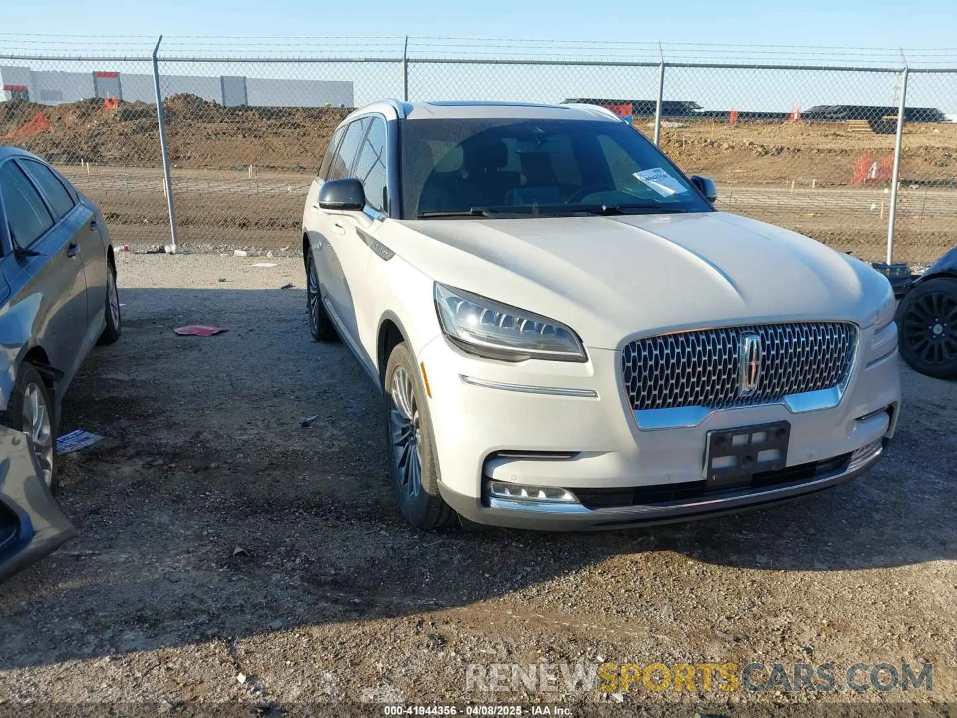 1 Фотография поврежденного автомобиля 5LM5J7XC5MGL02577 LINCOLN AVIATOR 2021