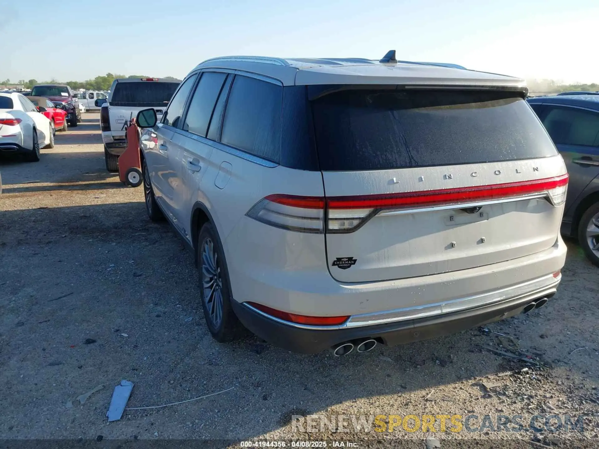 3 Фотография поврежденного автомобиля 5LM5J7XC5MGL02577 LINCOLN AVIATOR 2021