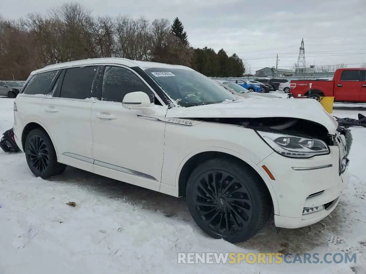 4 Photograph of a damaged car 5LM5J7XC5MGL12588 LINCOLN AVIATOR 2021