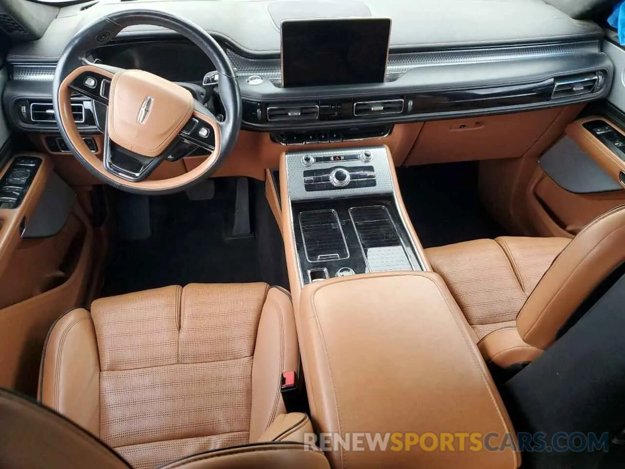 8 Photograph of a damaged car 5LM5J9XC9MGL02948 LINCOLN AVIATOR 2021