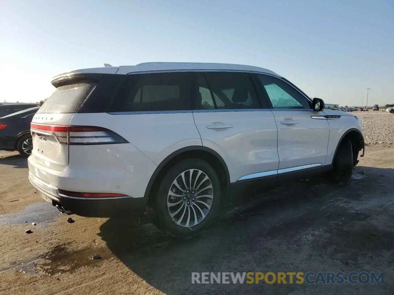 3 Фотография поврежденного автомобиля 5LM5J7WC4NGL17221 LINCOLN AVIATOR 2022