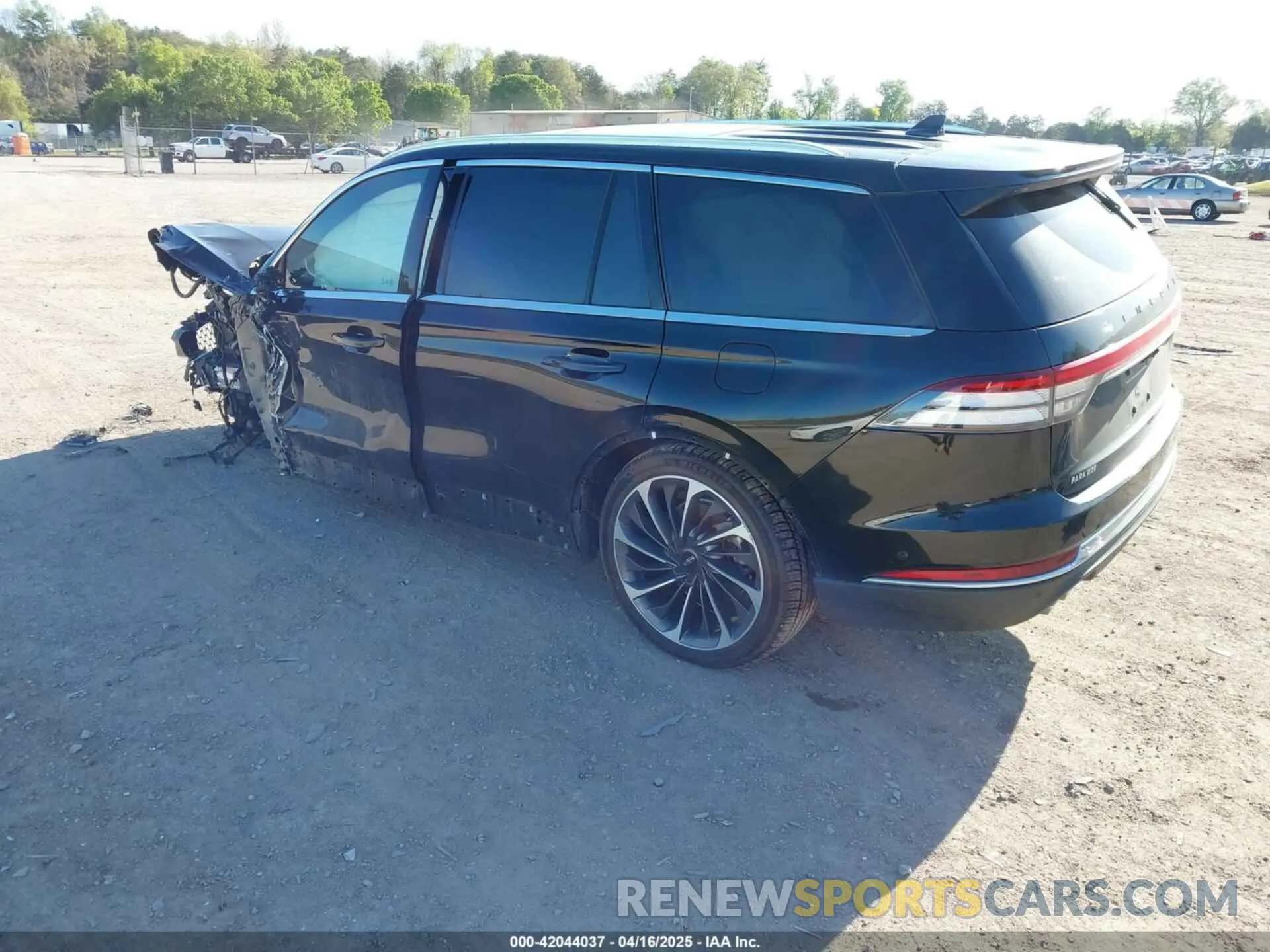 3 Фотография поврежденного автомобиля 5LM5J7XC1NGL08524 LINCOLN AVIATOR 2022