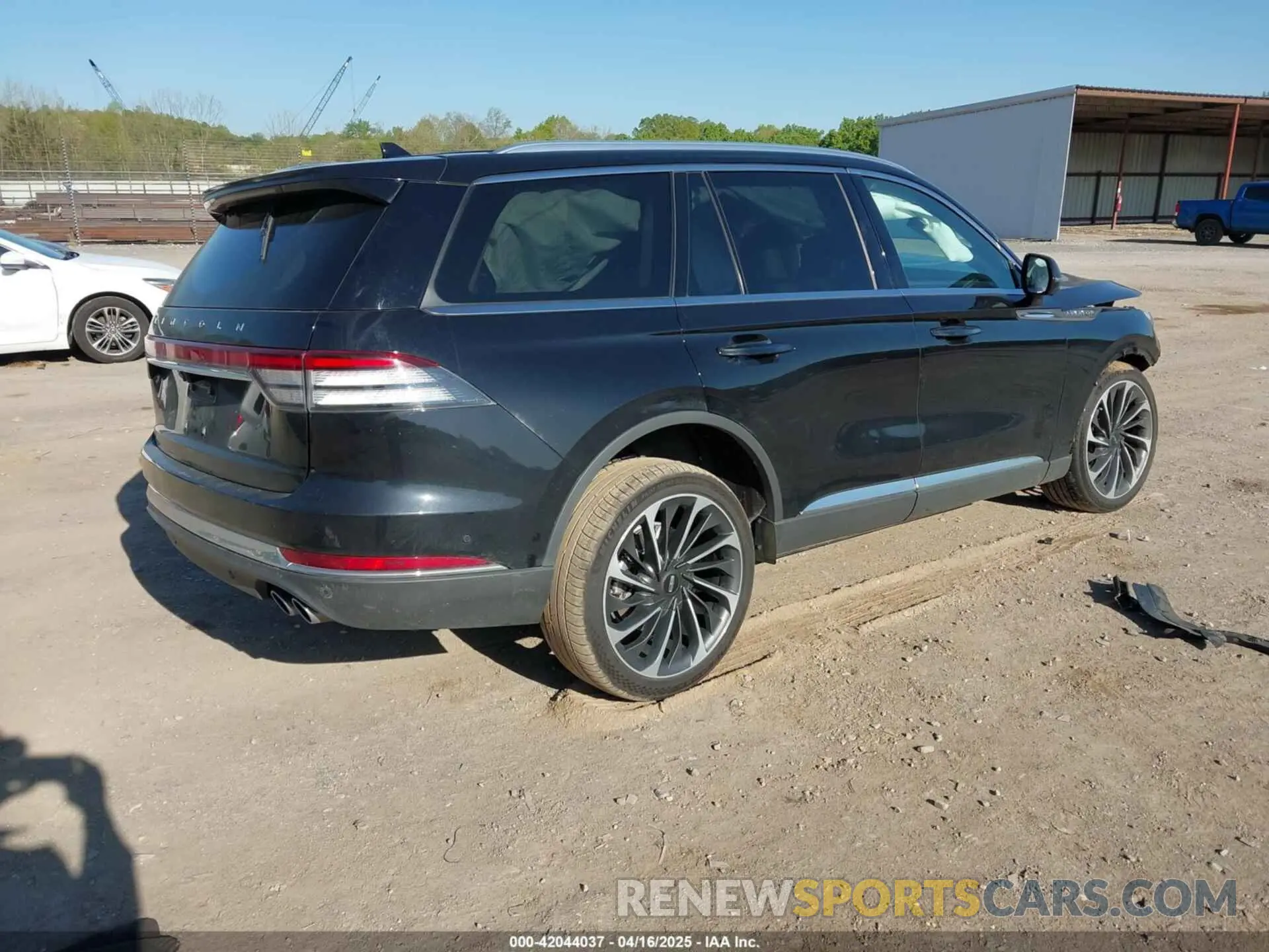 4 Фотография поврежденного автомобиля 5LM5J7XC1NGL08524 LINCOLN AVIATOR 2022