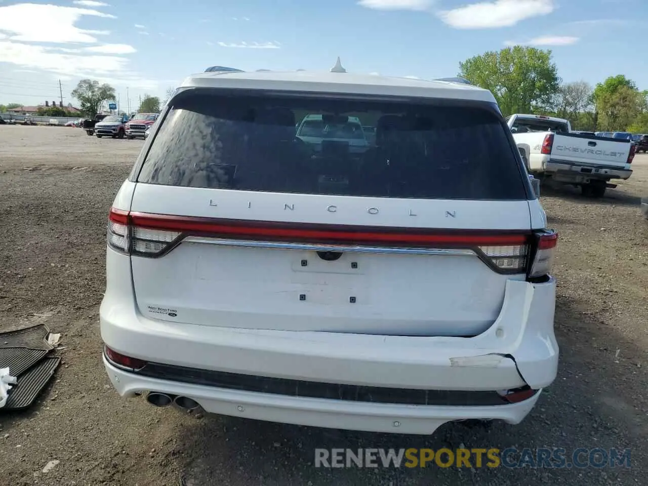 6 Photograph of a damaged car 5LM5J7XC2NGL14736 LINCOLN AVIATOR 2022