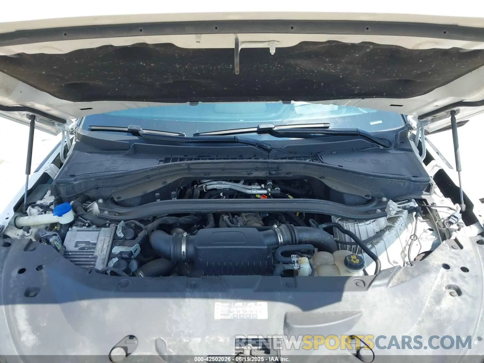 10 Photograph of a damaged car 5LM5J7XC3NGL13112 LINCOLN AVIATOR 2022