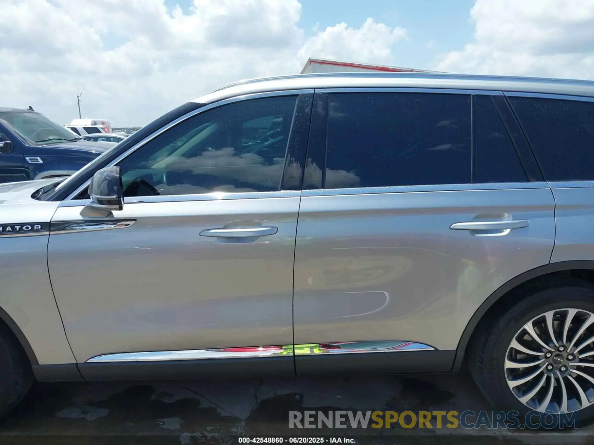 15 Фотография поврежденного автомобиля 5LM5J6WC6PGL22949 LINCOLN AVIATOR 2023