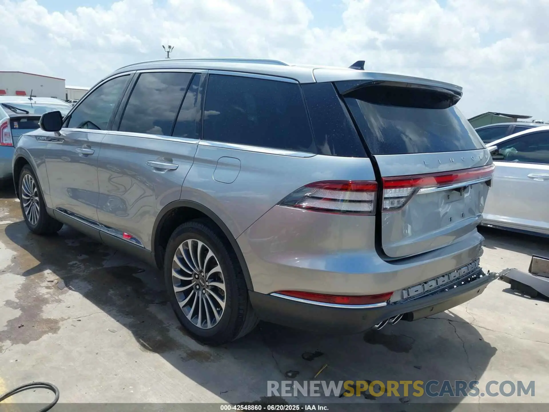 3 Фотография поврежденного автомобиля 5LM5J6WC6PGL22949 LINCOLN AVIATOR 2023