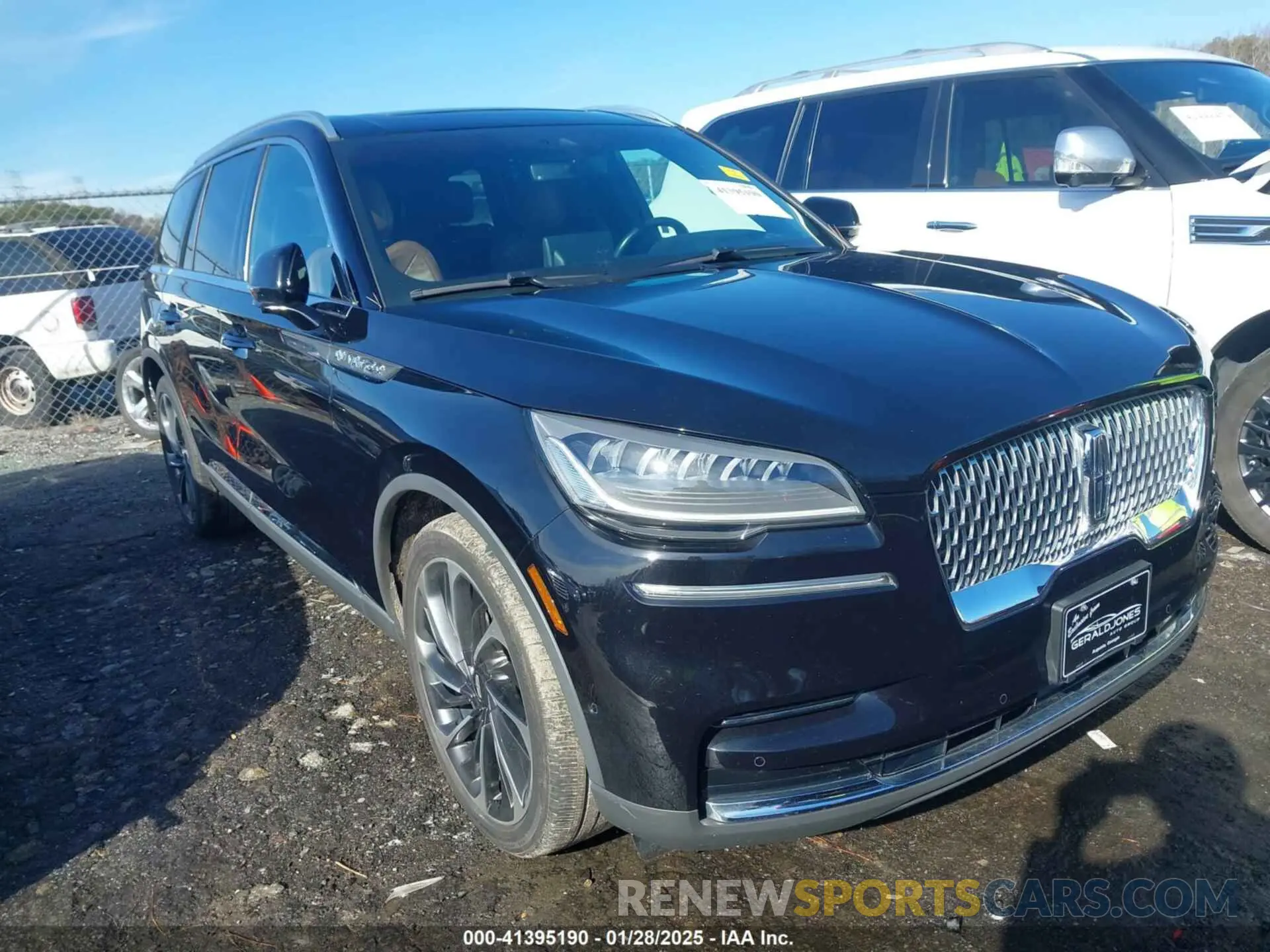 1 Фотография поврежденного автомобиля 5LM5J7WC4PGL06416 LINCOLN AVIATOR 2023