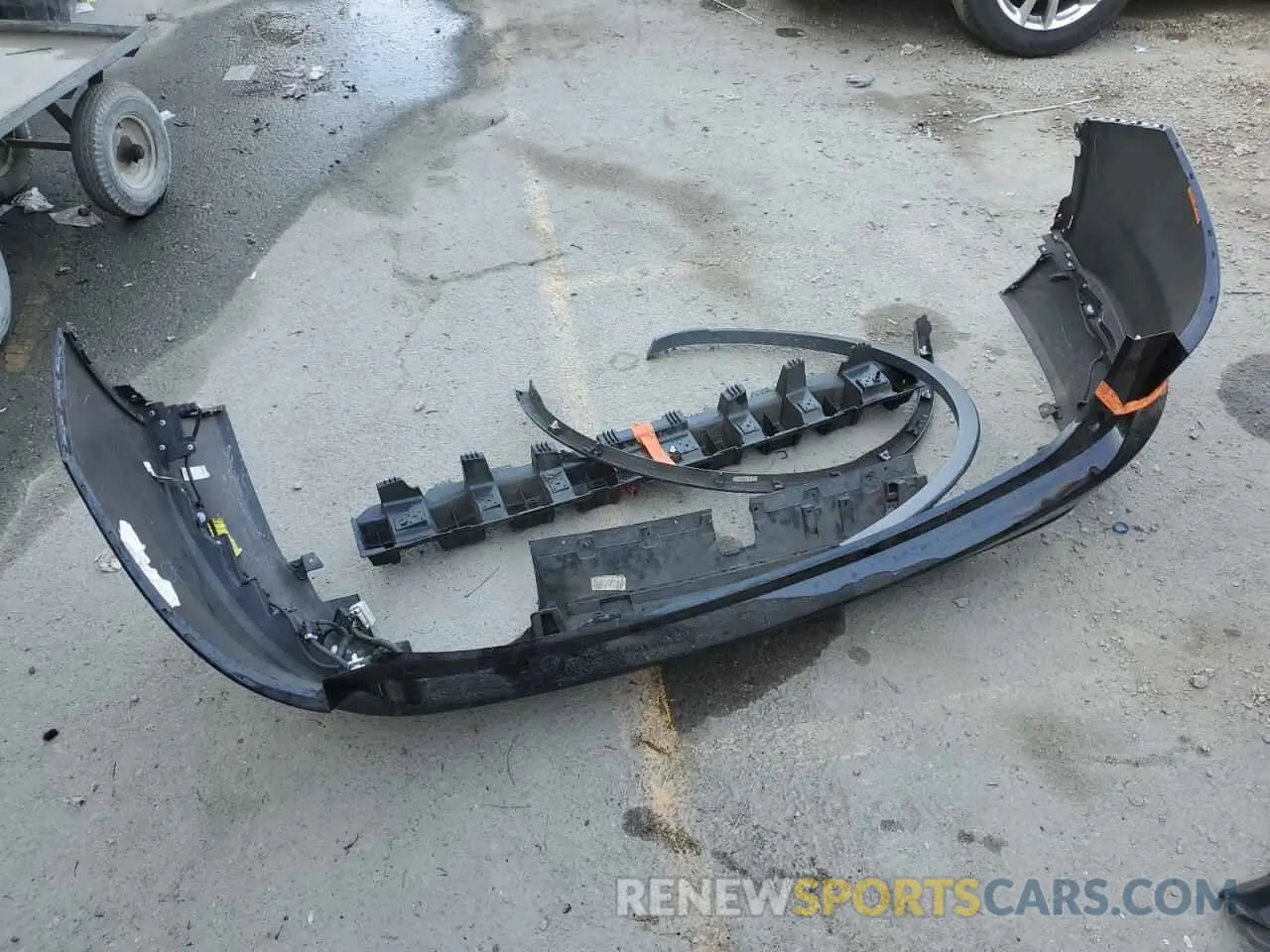 13 Photograph of a damaged car 5LM5J7WC8PGL06144 LINCOLN AVIATOR 2023