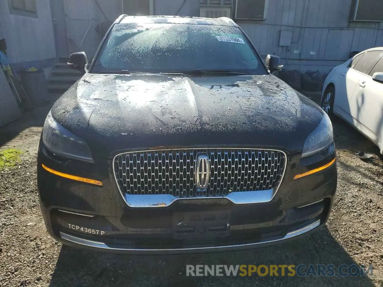 5 Photograph of a damaged car 5LM5J7WC8PGL06144 LINCOLN AVIATOR 2023