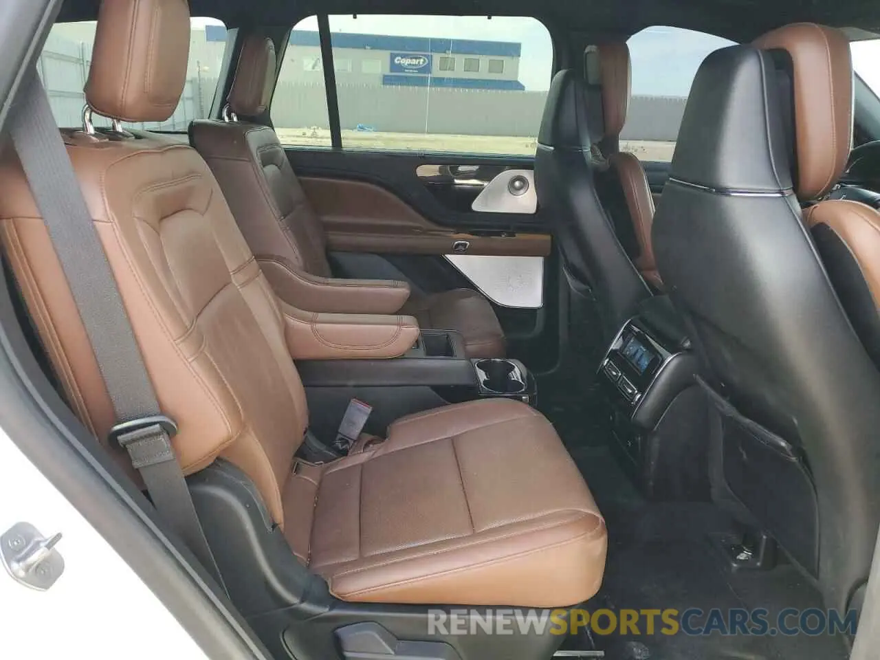11 Фотография поврежденного автомобиля 5LM5J7XC2PGL23925 LINCOLN AVIATOR 2023