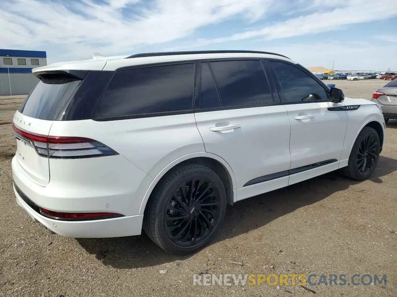 3 Фотография поврежденного автомобиля 5LM5J7XC2PGL23925 LINCOLN AVIATOR 2023