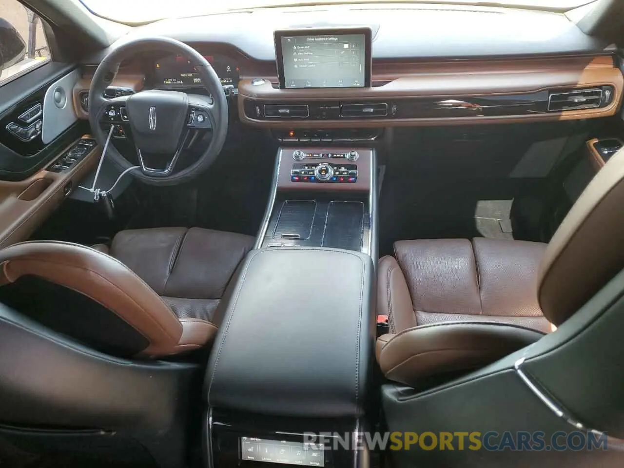 8 Фотография поврежденного автомобиля 5LM5J7XC2PGL23925 LINCOLN AVIATOR 2023