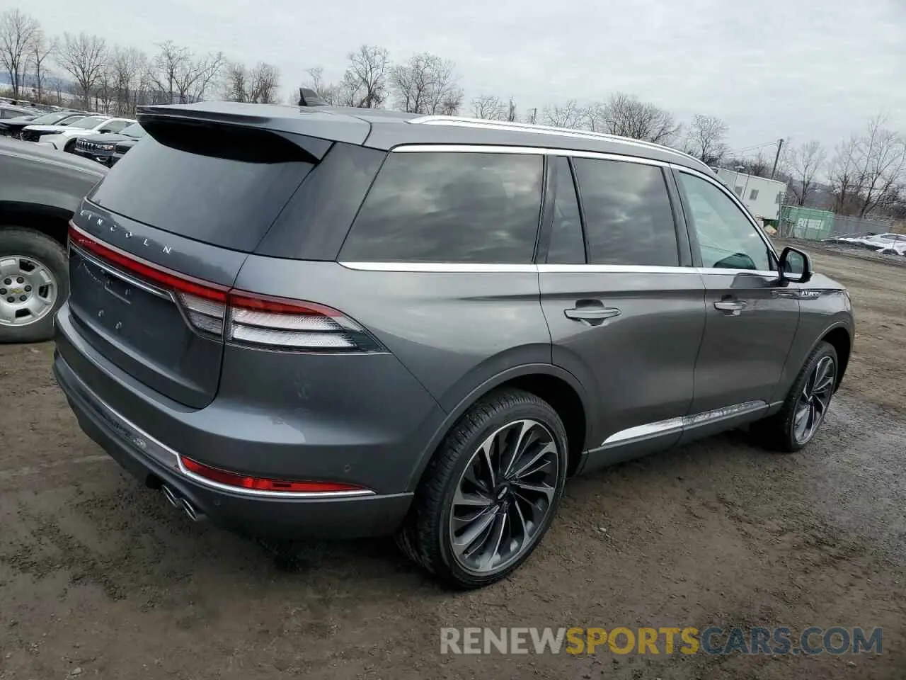 3 Photograph of a damaged car 5LM5J7XC5PGL24650 LINCOLN AVIATOR 2023