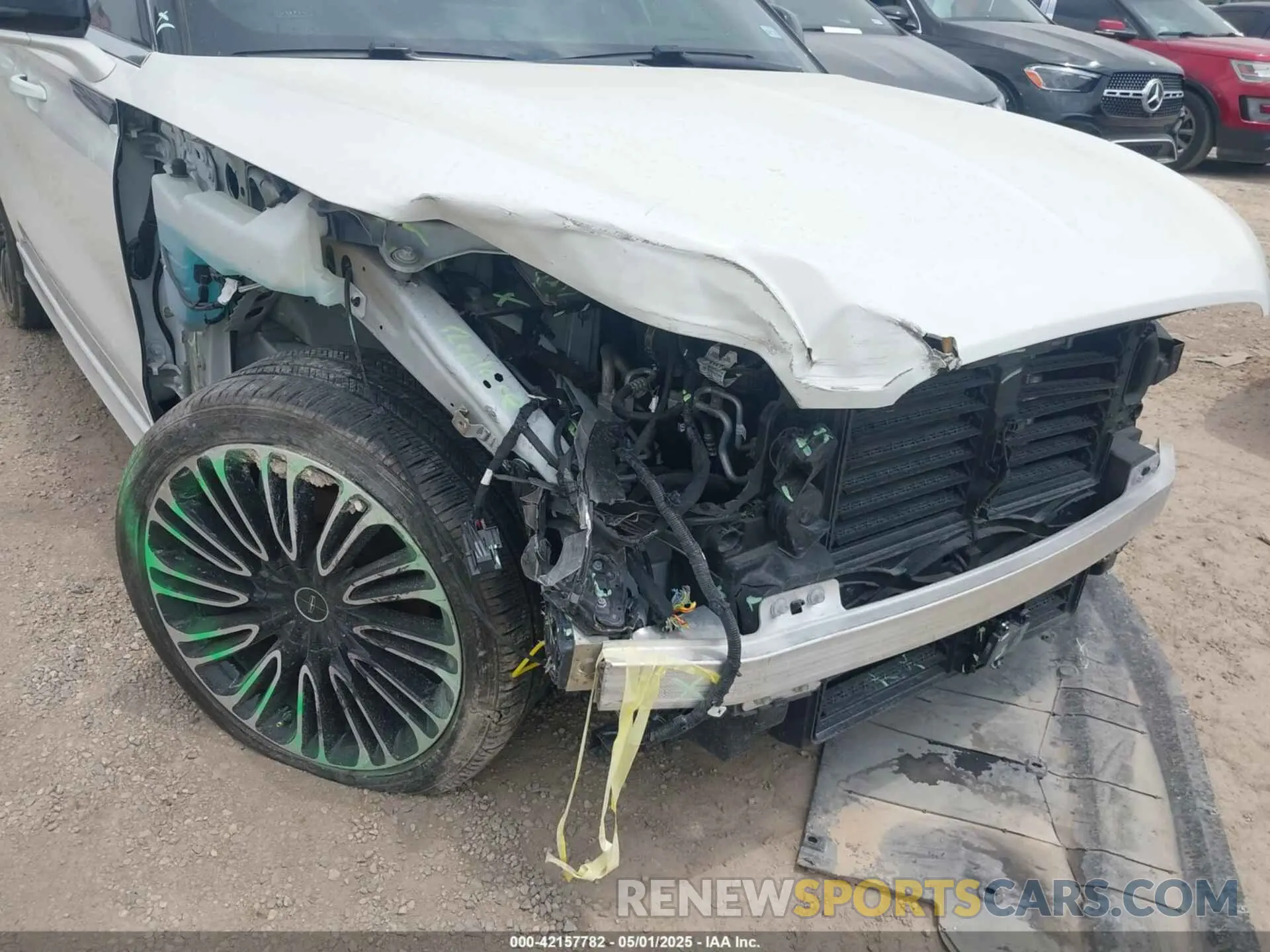 6 Photograph of a damaged car 5LM5J9XC6PGL07660 LINCOLN AVIATOR 2023