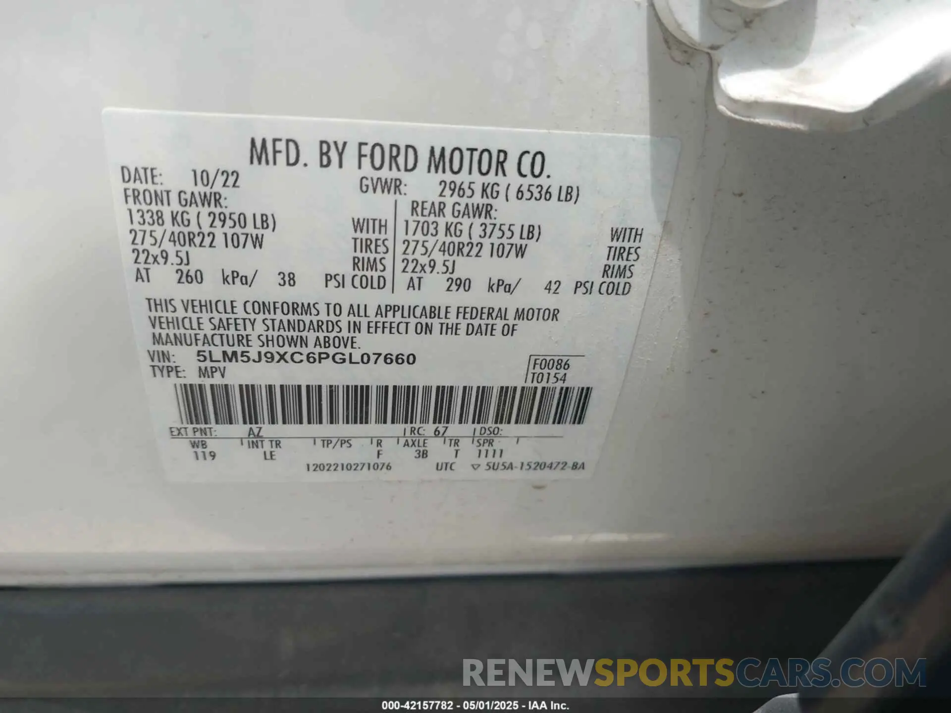 9 Photograph of a damaged car 5LM5J9XC6PGL07660 LINCOLN AVIATOR 2023