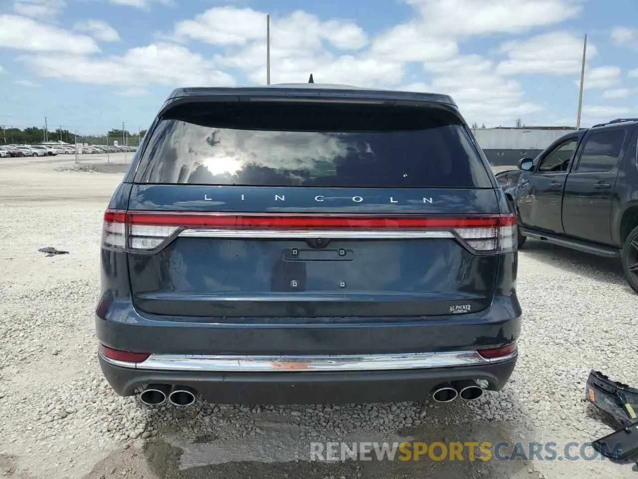 6 Photograph of a damaged car 5LM5J7WC7RGL01388 LINCOLN AVIATOR 2024