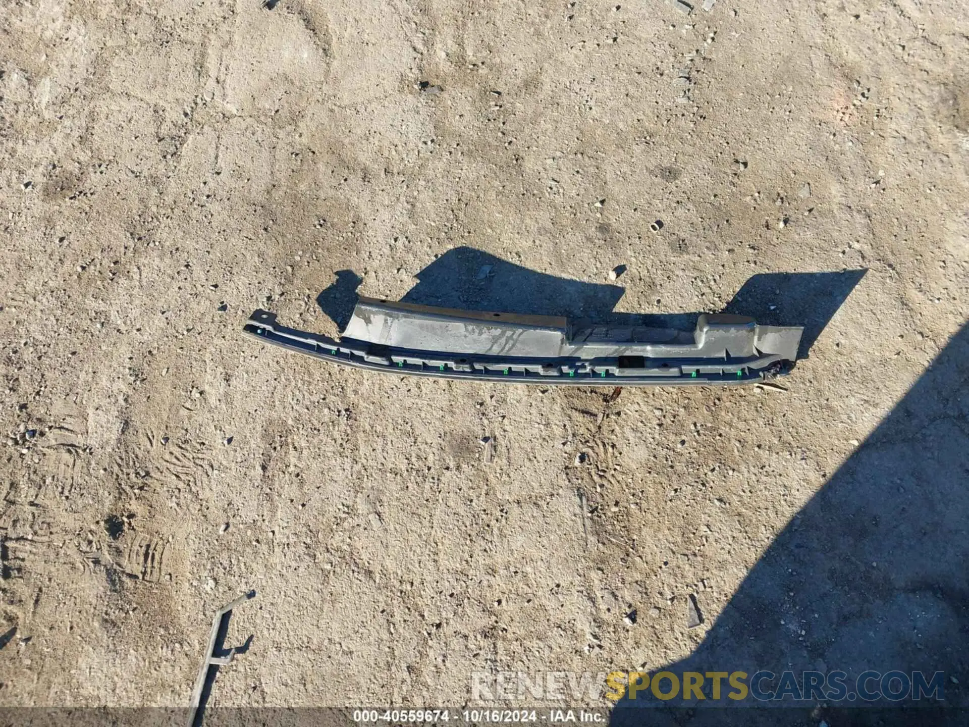 11 Photograph of a damaged car 1LN6L9HK1K5602662 LINCOLN CONTINENTAL 2019