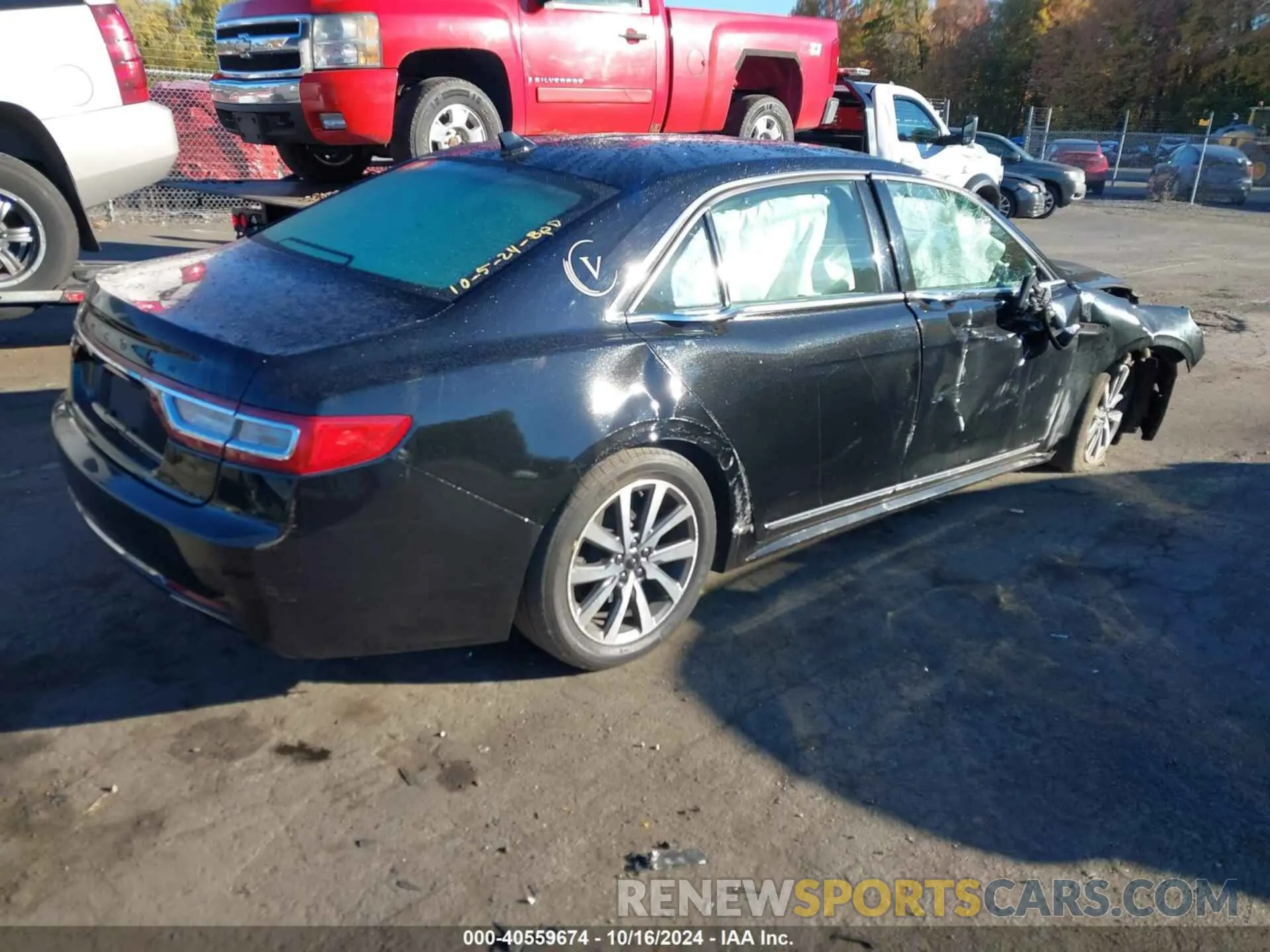 4 Photograph of a damaged car 1LN6L9HK1K5602662 LINCOLN CONTINENTAL 2019