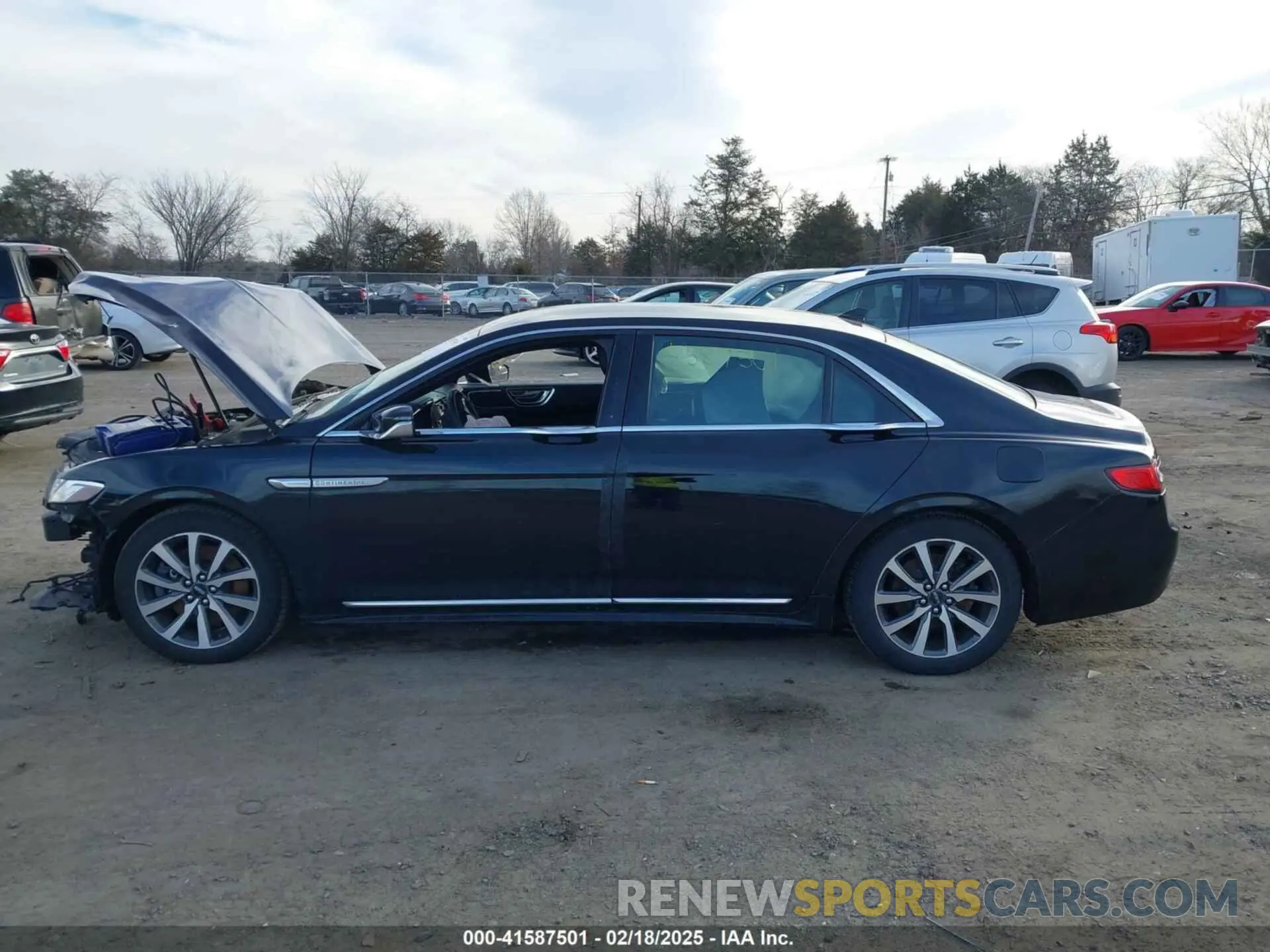 15 Photograph of a damaged car 1LN6L9HK8K5600651 LINCOLN CONTINENTAL 2019