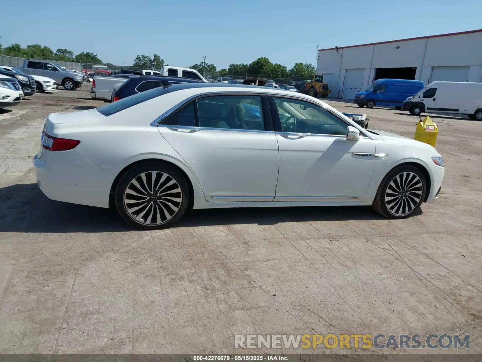 13 Фотография поврежденного автомобиля 1LN6L9BC7L5601857 LINCOLN CONTINENTAL 2020